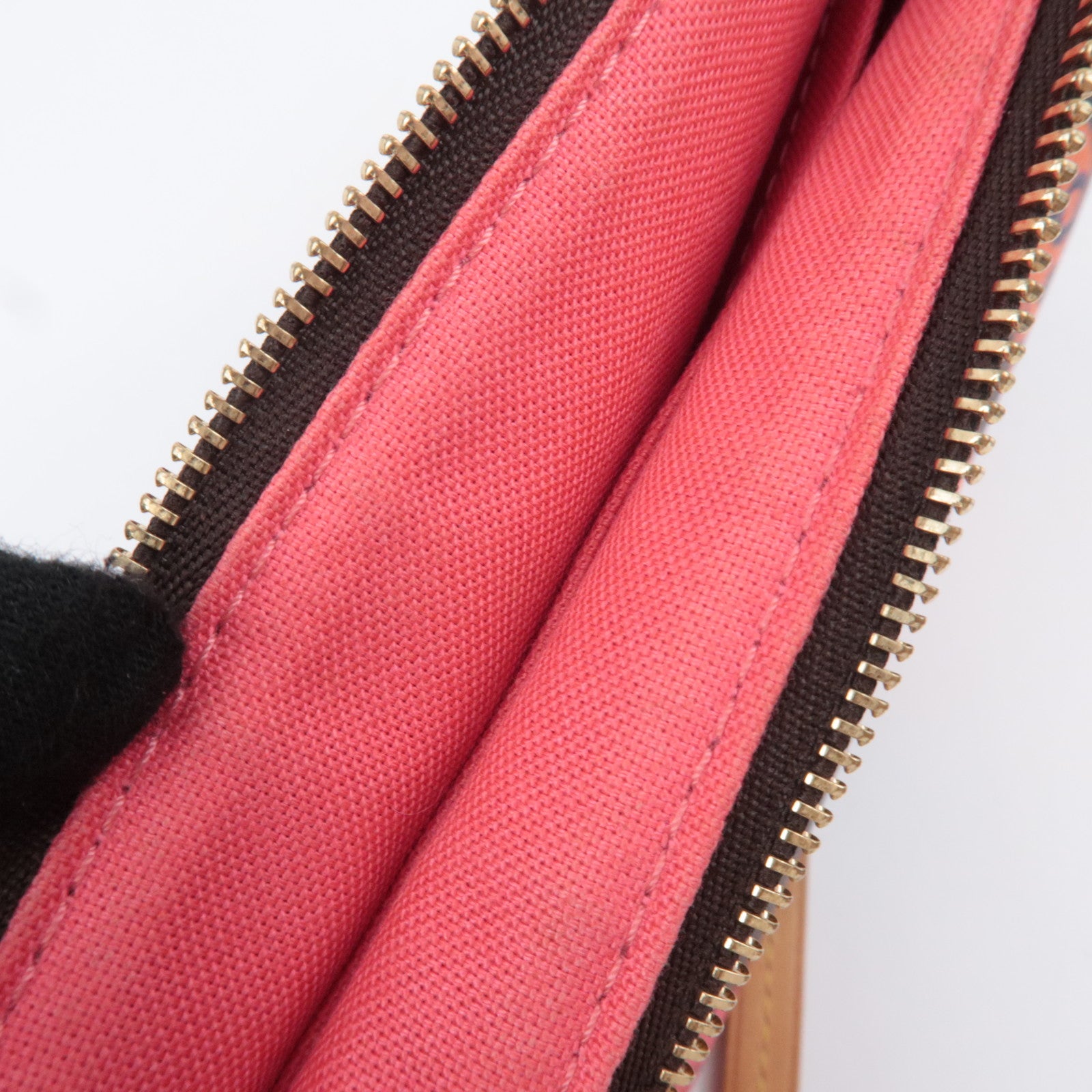 Louis Vuitton Monogram Ramage Pochette Accessoires Handbag M41604