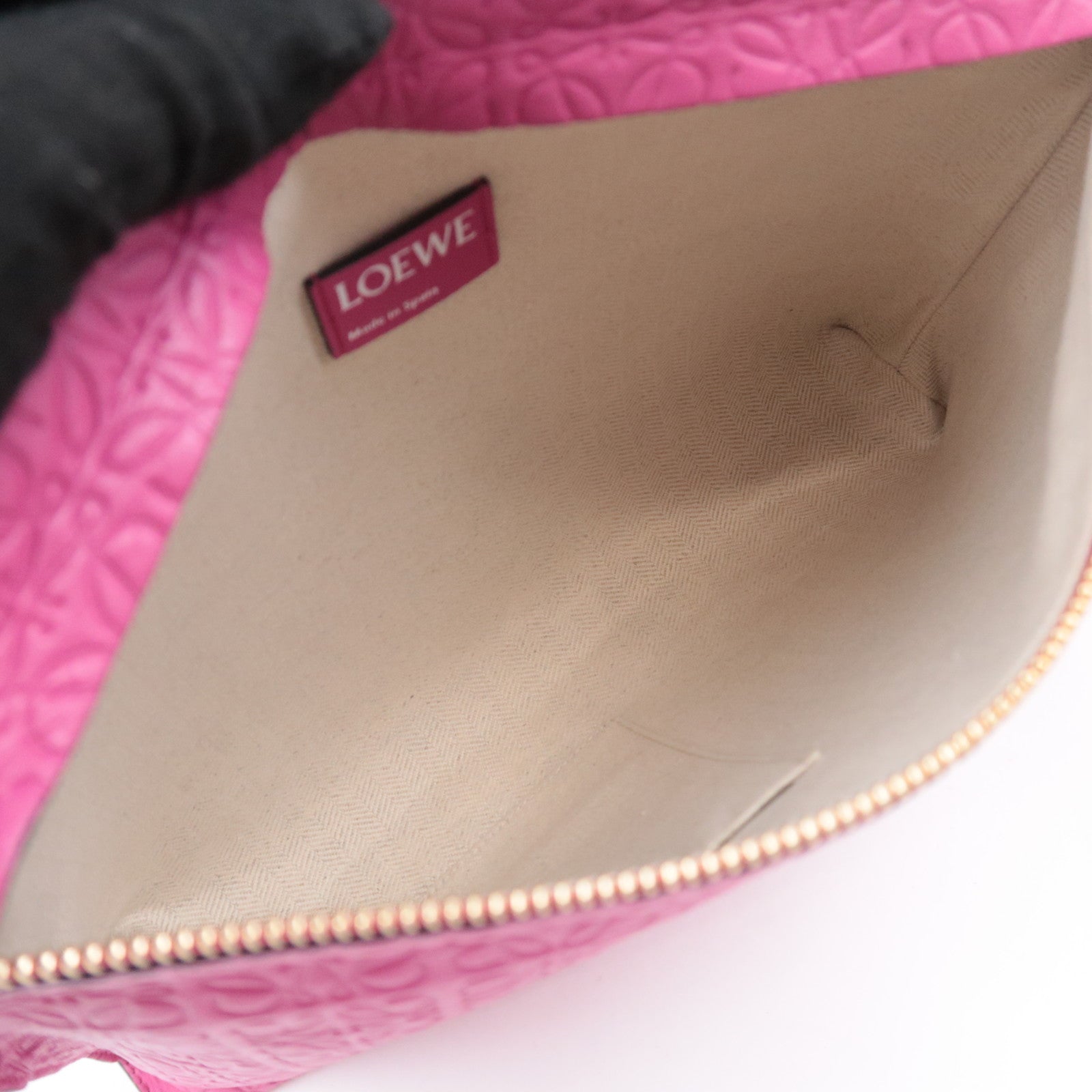 LOEWE Anagram Leather Clutch Bag Pink