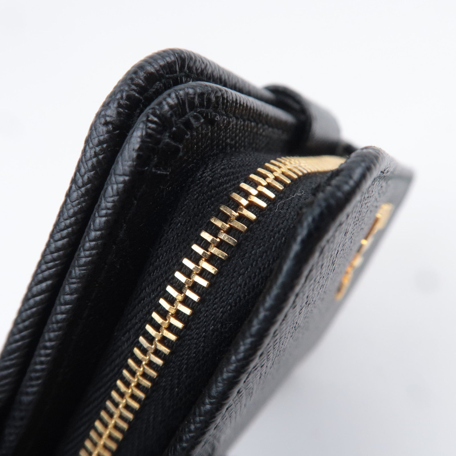 PRADA Leather Wallet Black