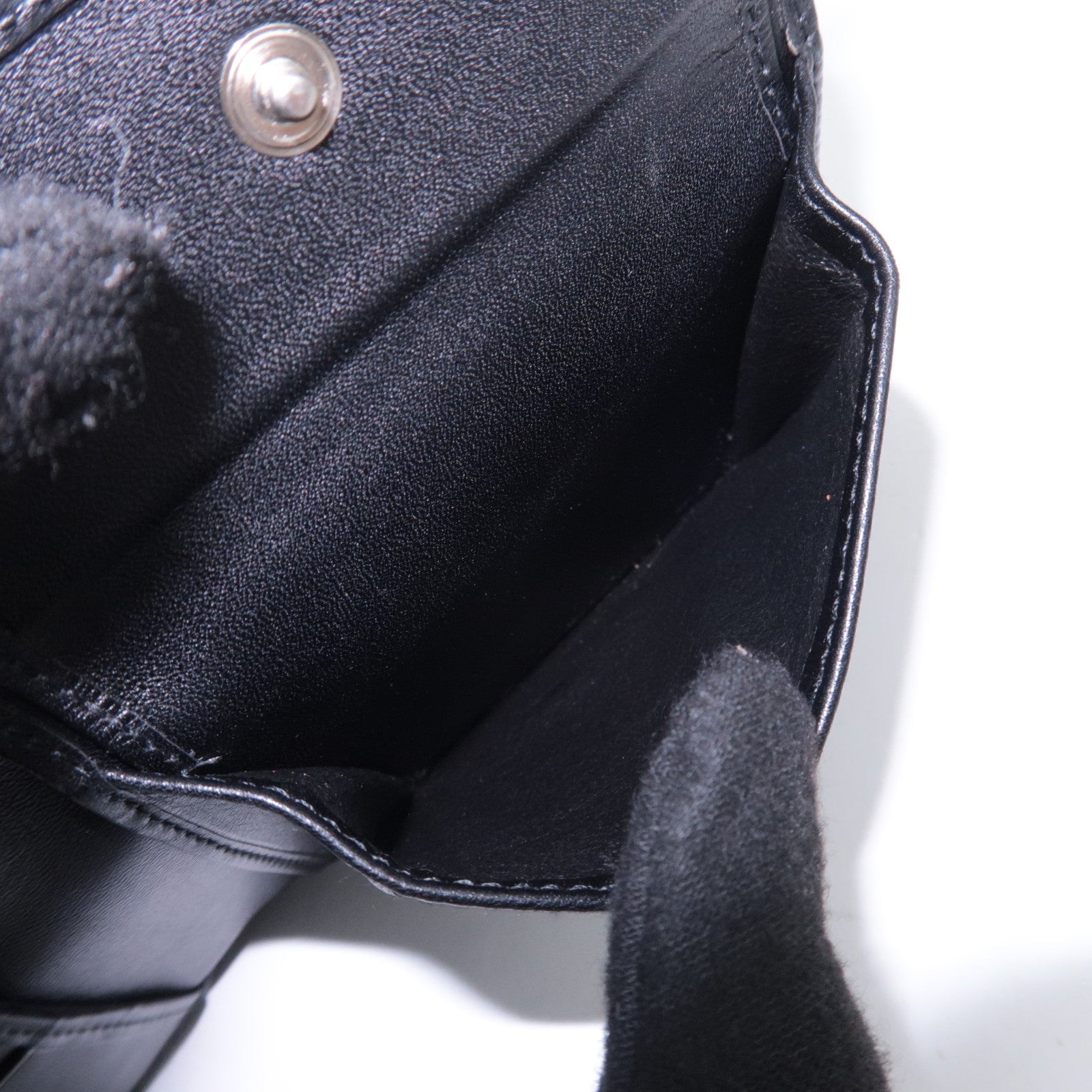 GUCCI GG Canvas Wallet Black 04862
