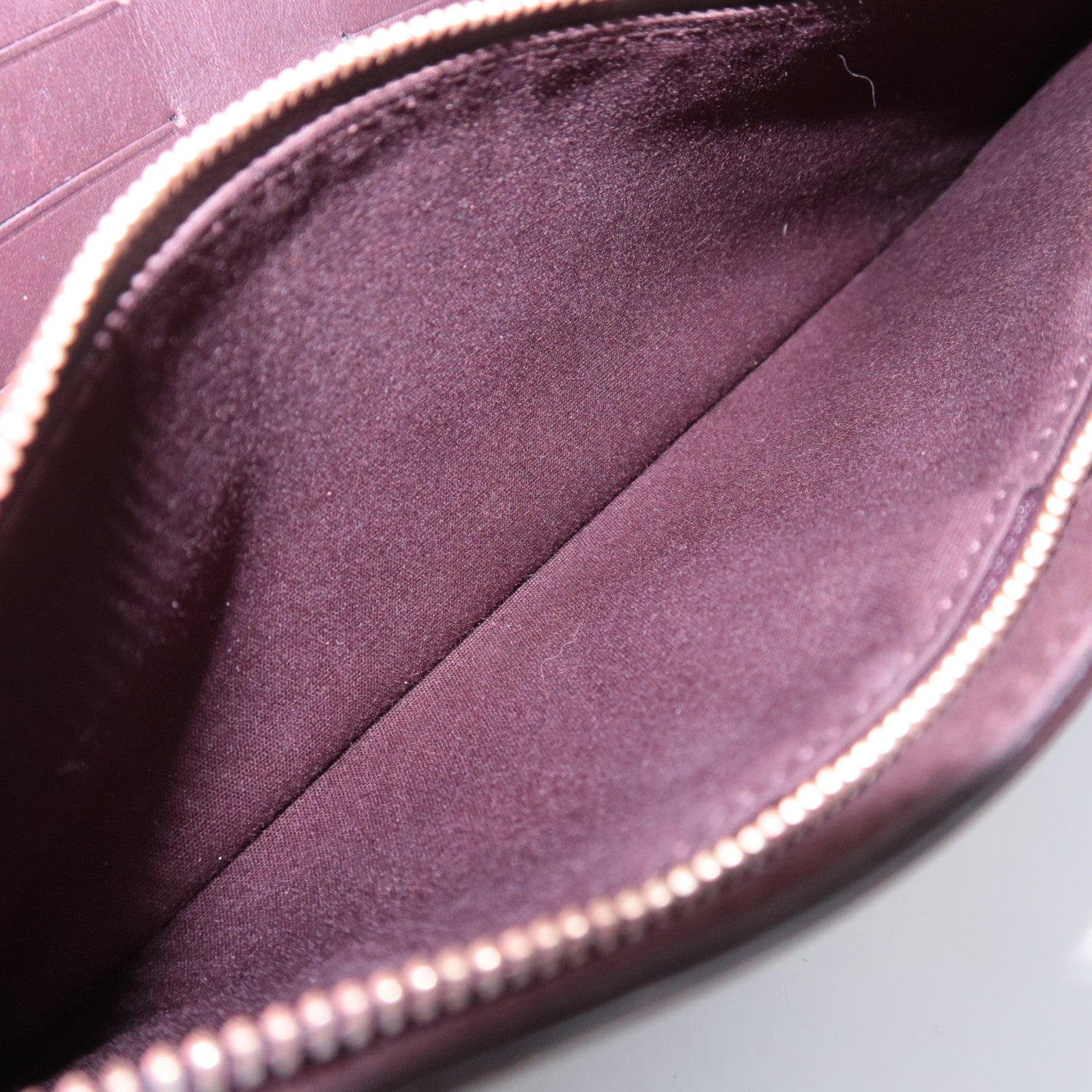Louis Vuitton Monogram Vernis Sunset Boulevard Handbag Amarante M93542