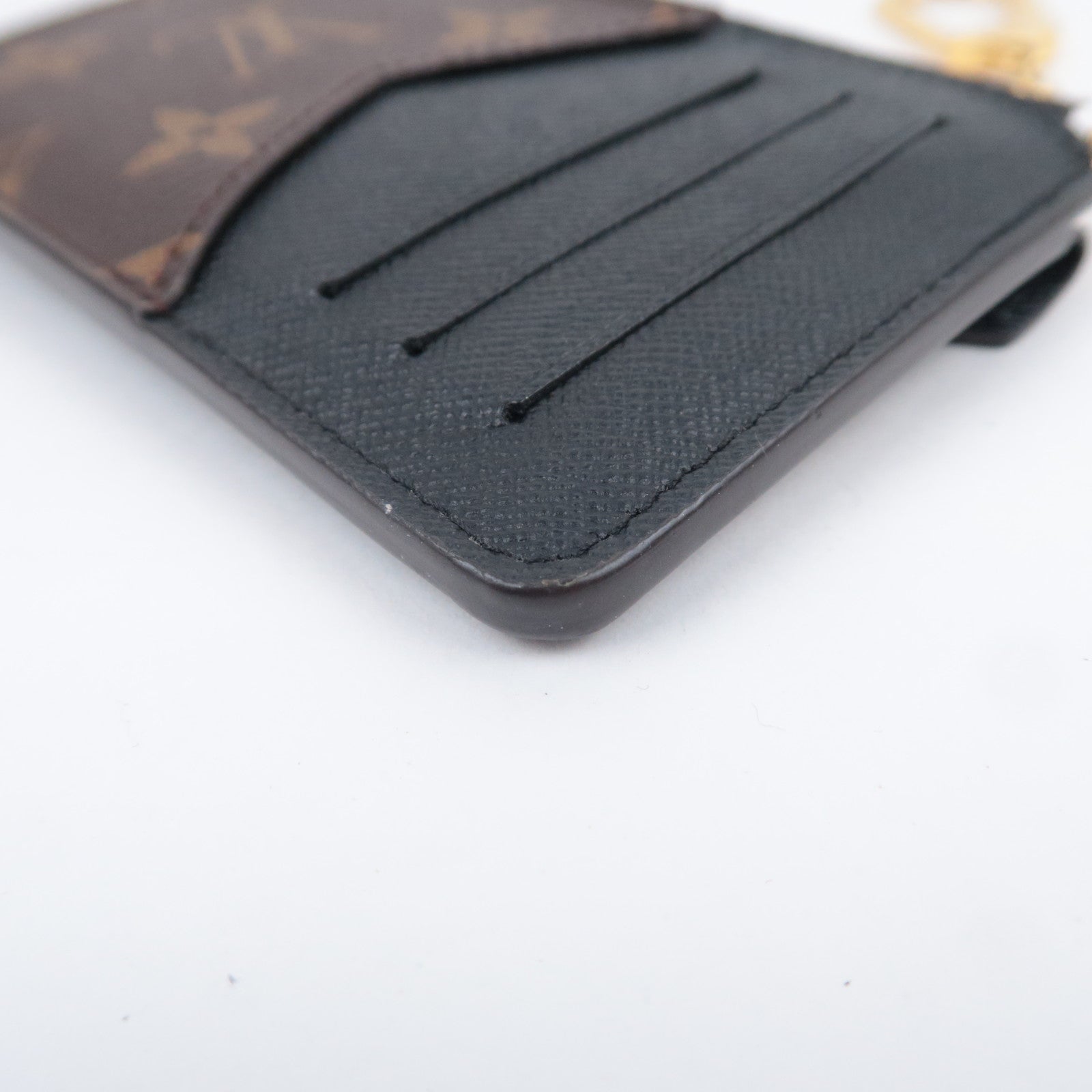Louis Vuitton Monogram Porte Carte Recto Verso Fragment Case M69431