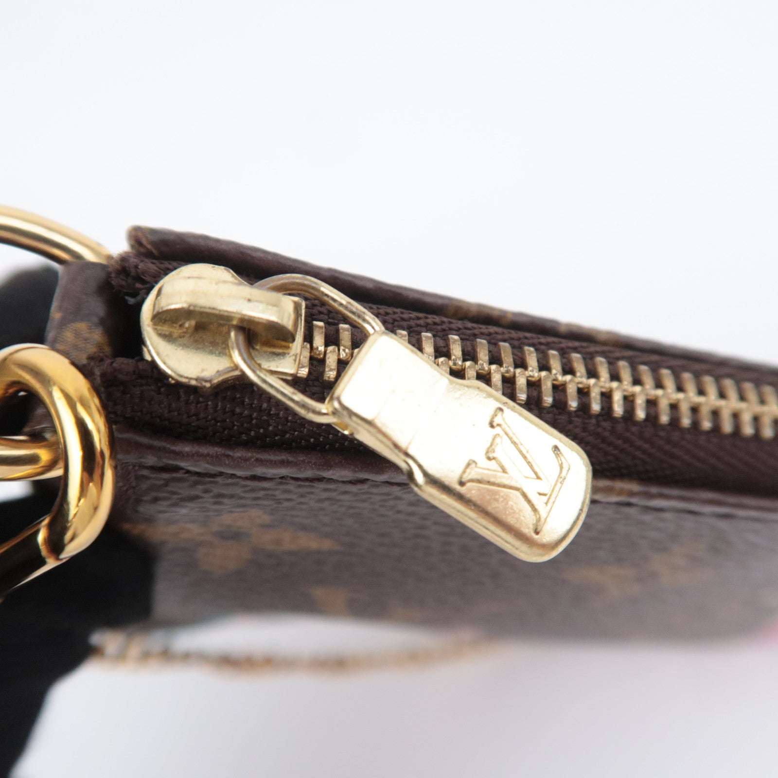 Louis Vuitton Monogram Mini Pochette Accessoires 2016 Cruise Collection Handbag M62141