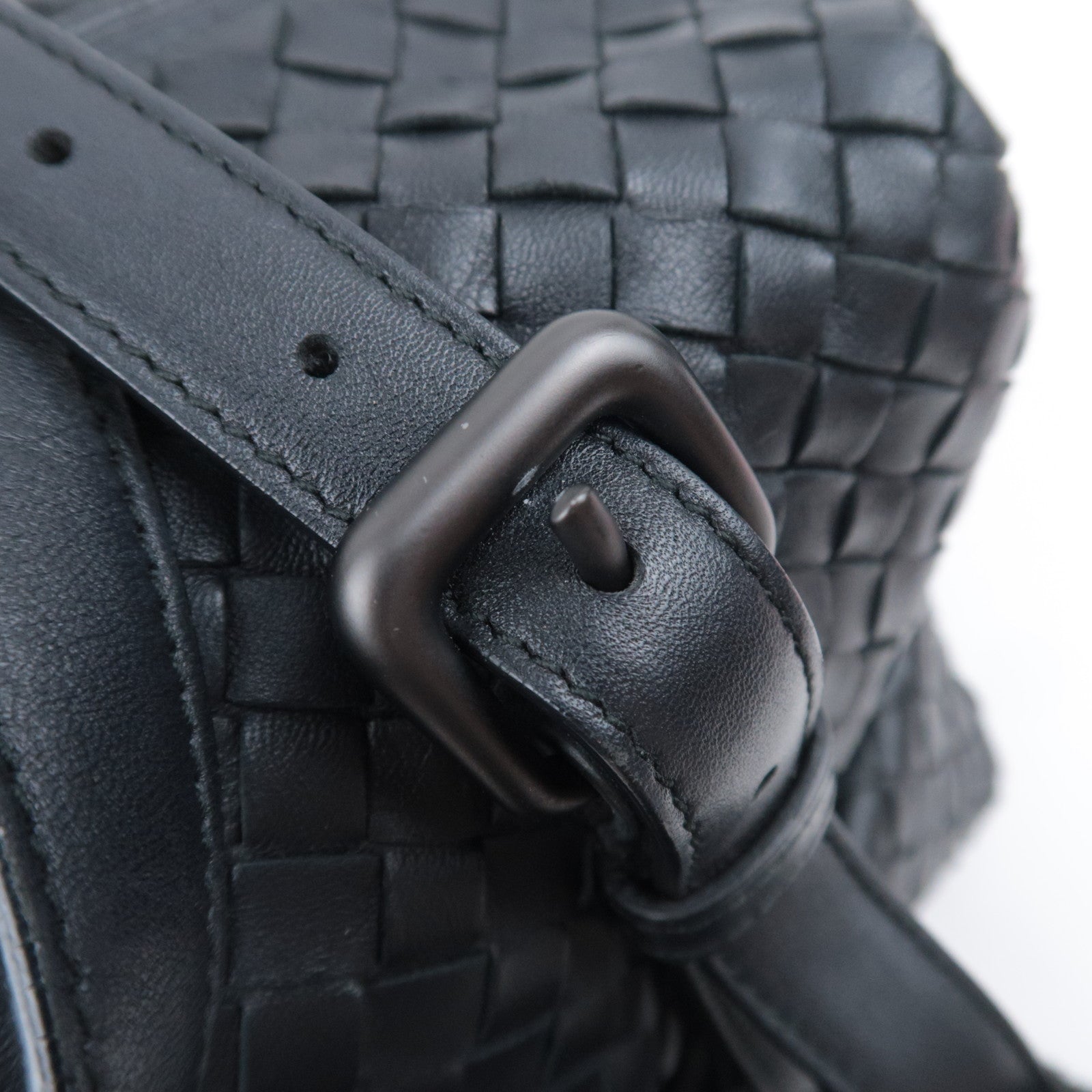 BOTTEGA VENETA Intrecciato Leather Handbag Black
