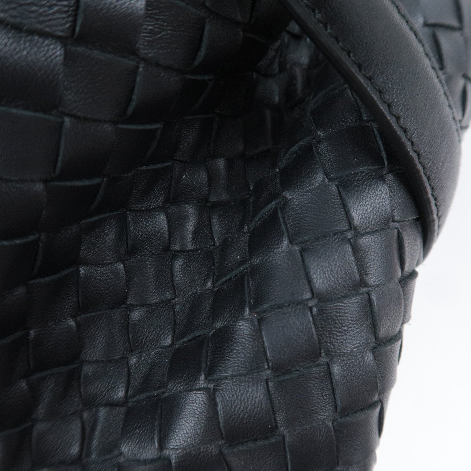 BOTTEGA VENETA Intrecciato Leather Handbag Black