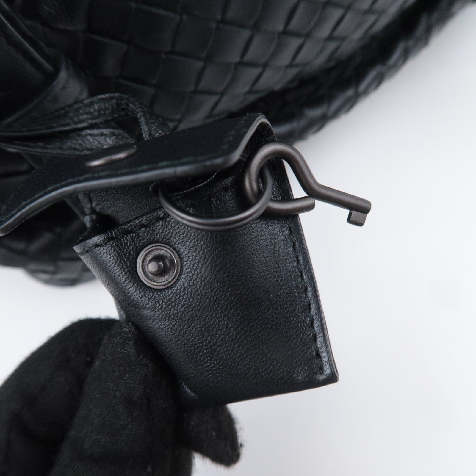 BOTTEGA VENETA Intrecciato Leather Handbag Black
