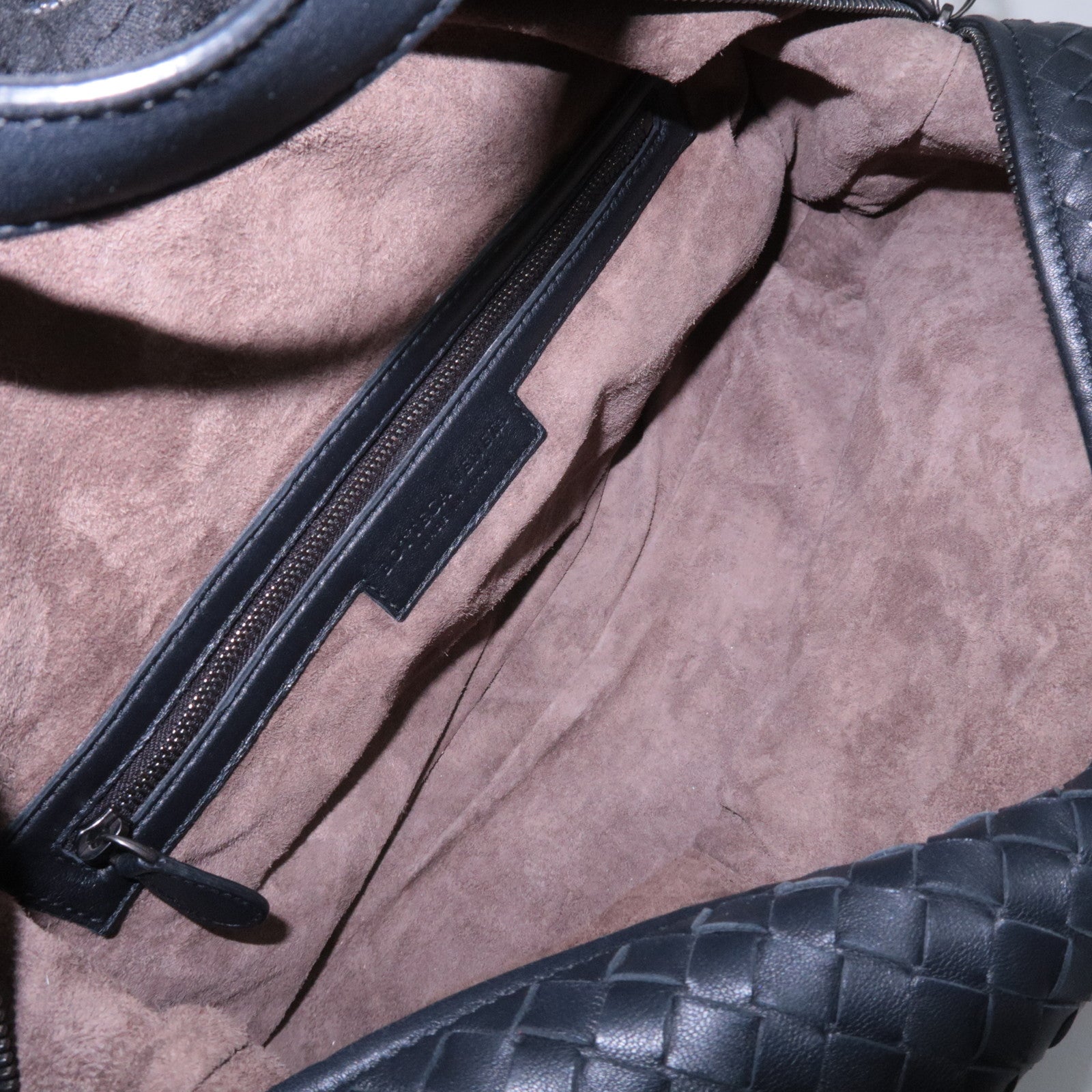 BOTTEGA VENETA Intrecciato Leather Handbag Black