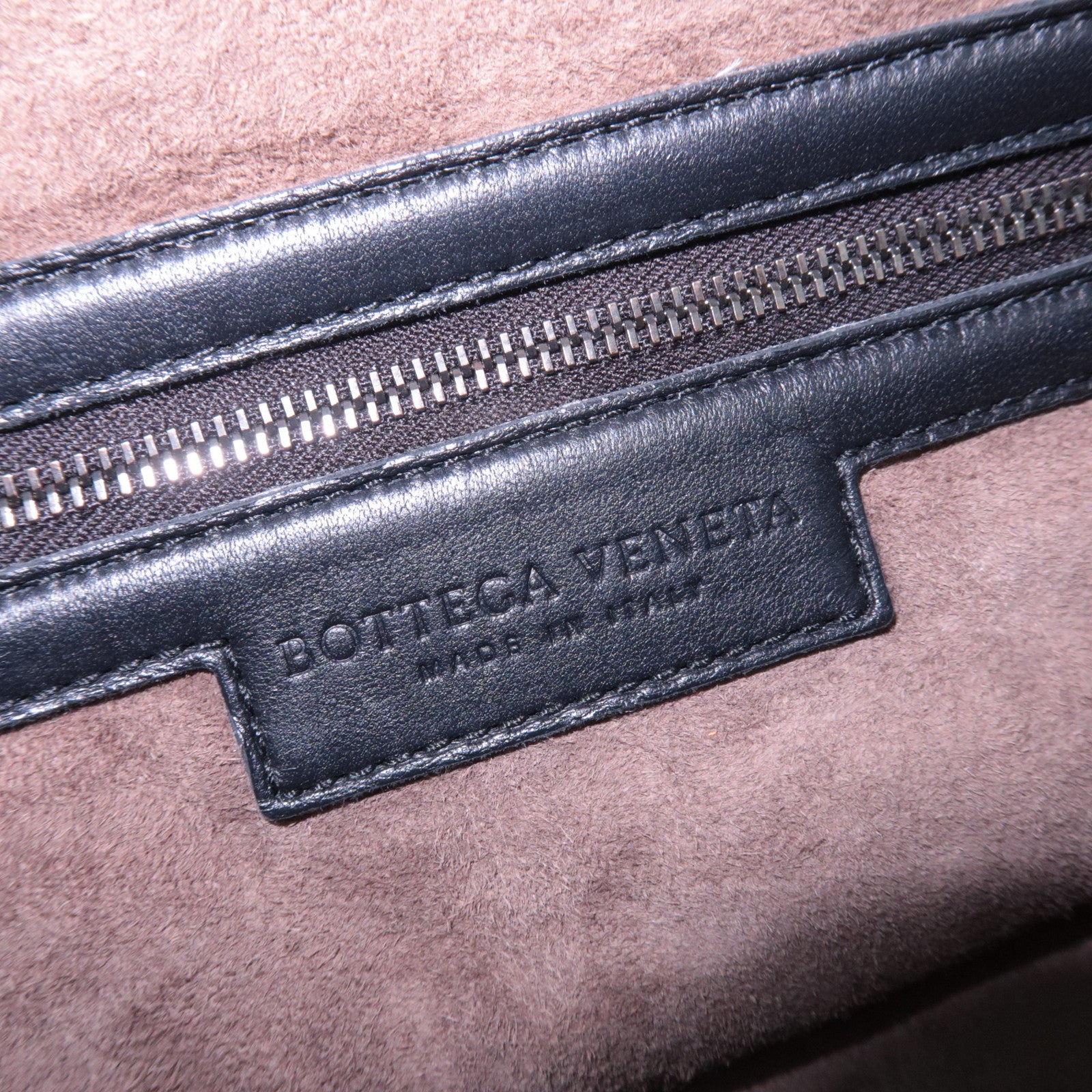 BOTTEGA VENETA Intrecciato Leather Handbag Black