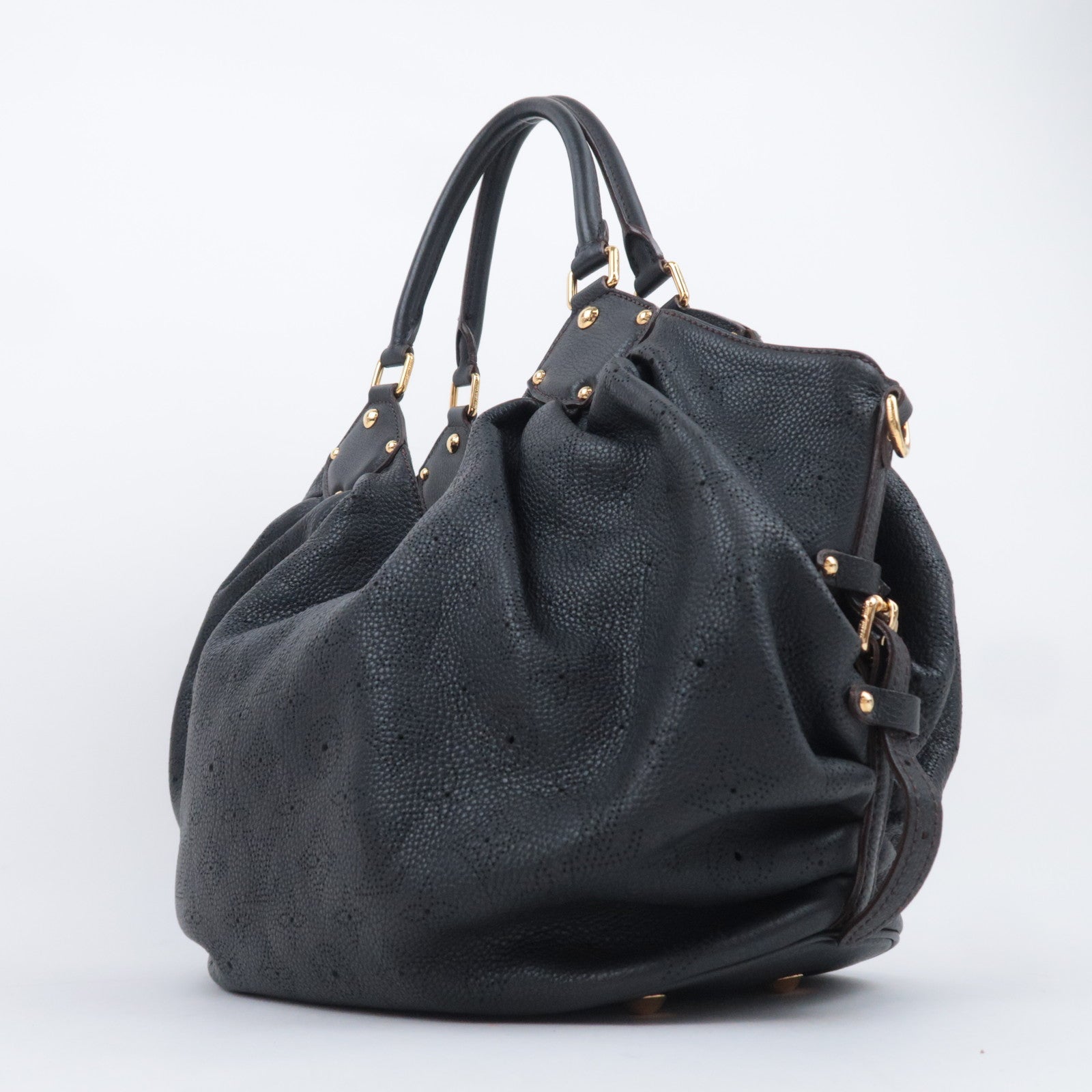 Louis Vuitton Monogram Mahina L Shoulder Bag Noir M95765