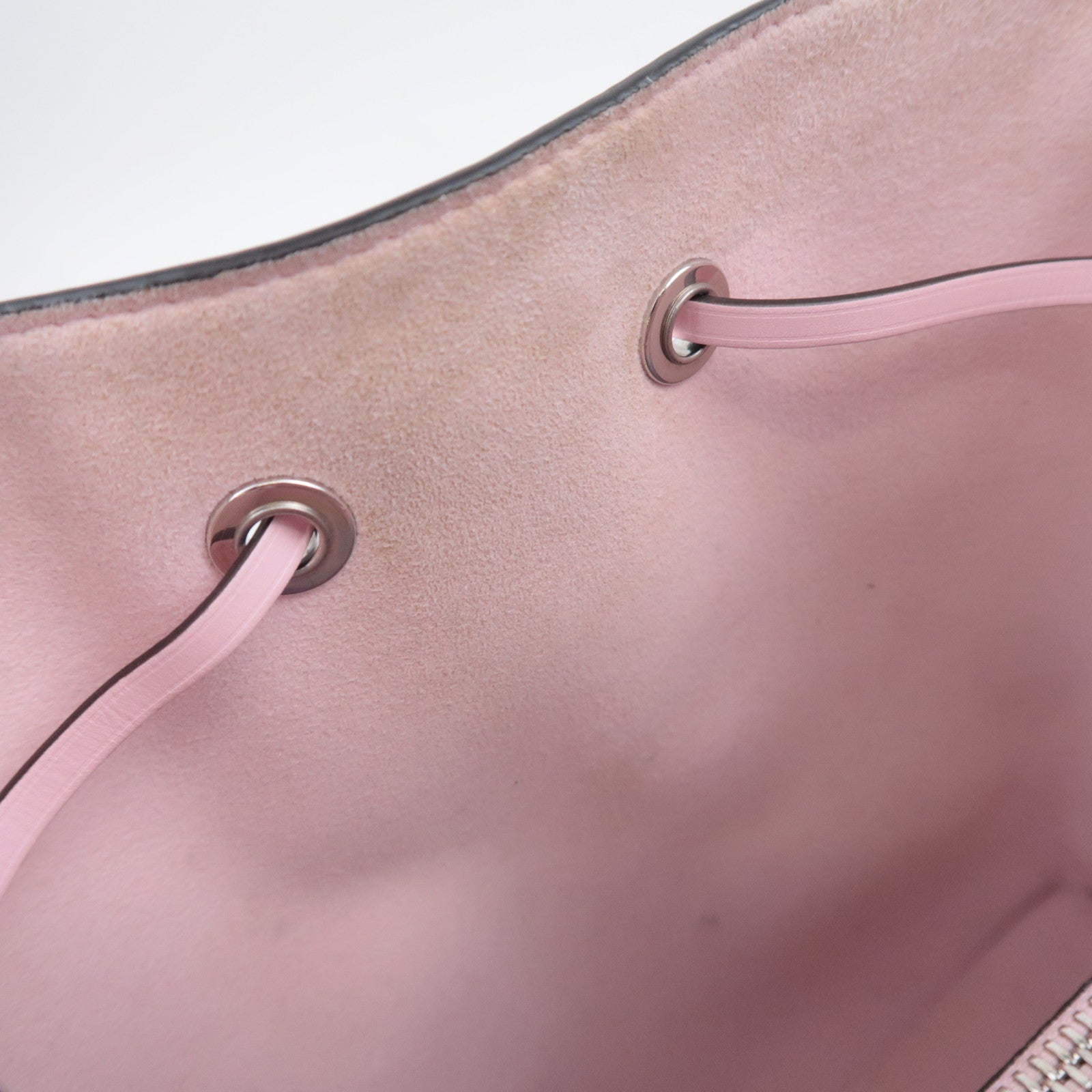 Louis Vuitton LV Escale Neo Noe Shoulder Bag Pastel M45124