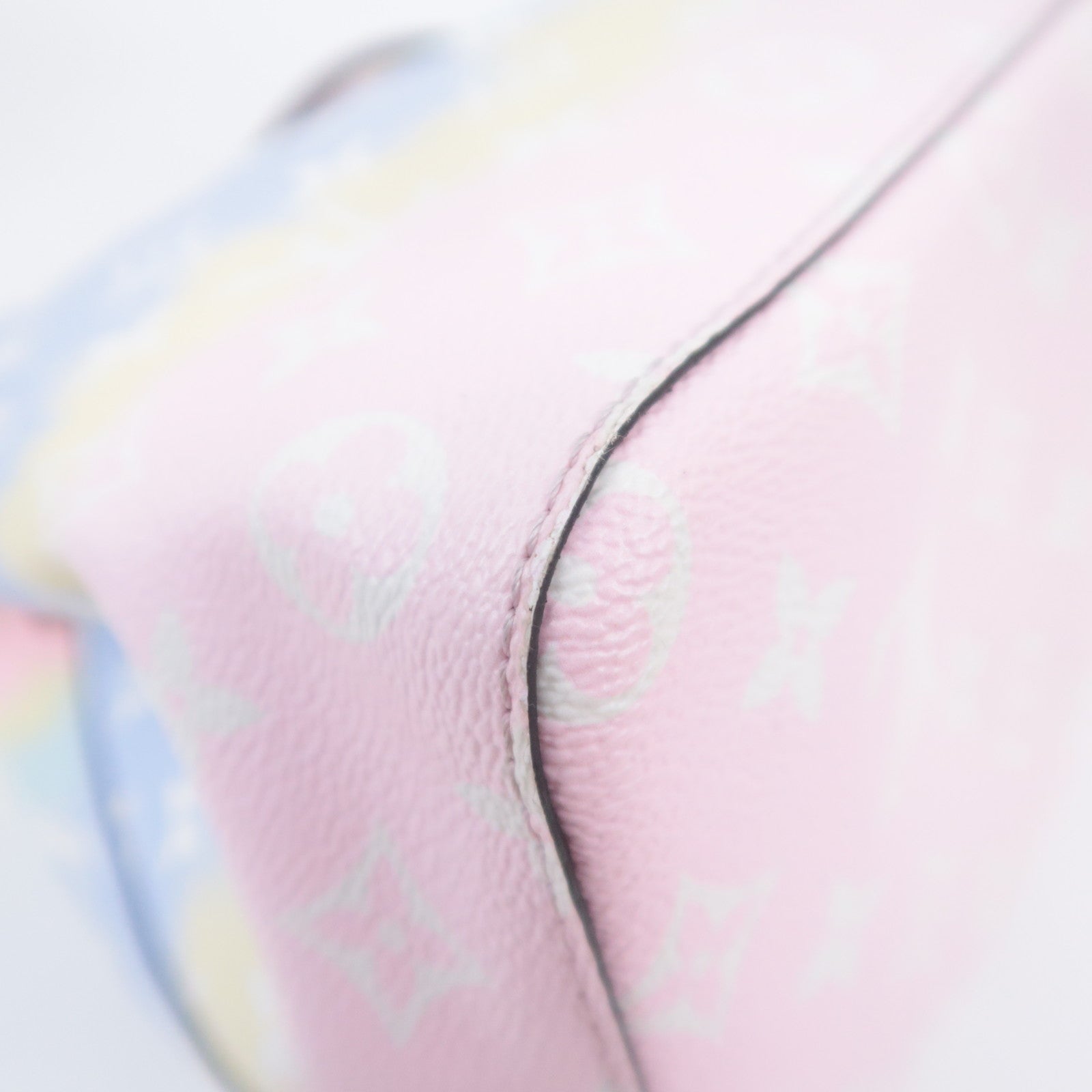 Louis Vuitton LV Escale Neo Noe Shoulder Bag Pastel M45124