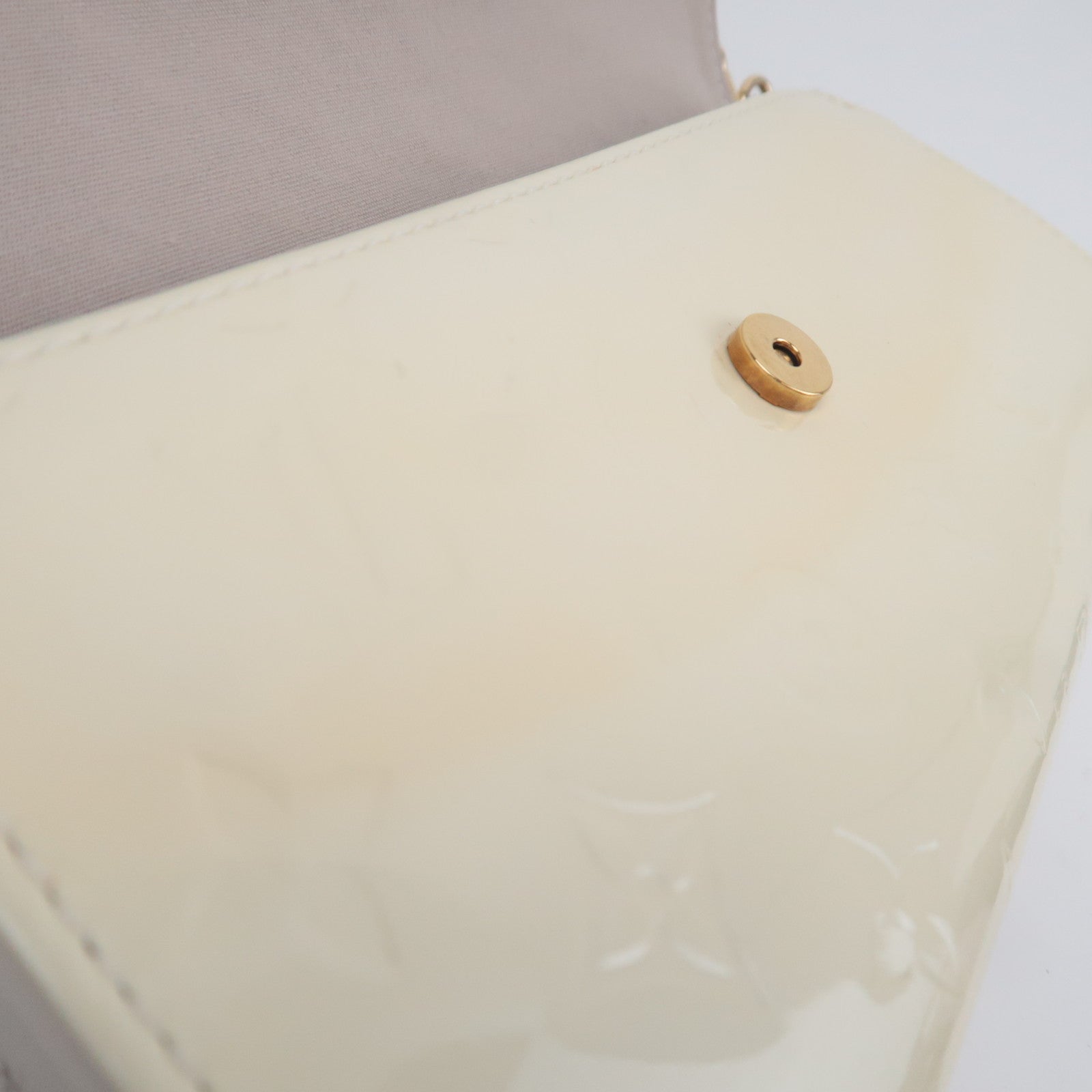 Louis Vuitton Monogram Vernis Sunset Boulevard Shoulder Bag Perle M93541