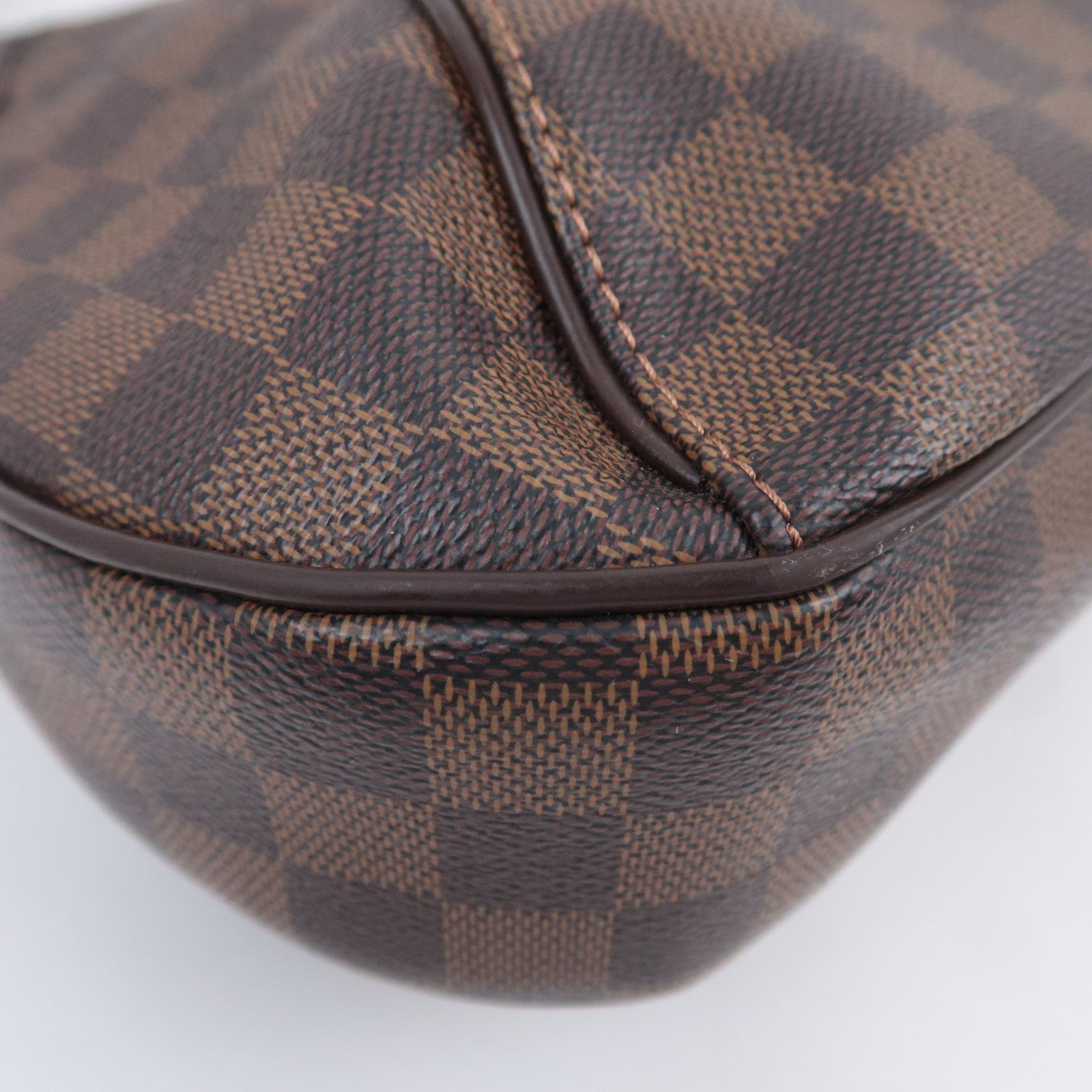 Louis Vuitton Damier Thames GM Handbag N48181