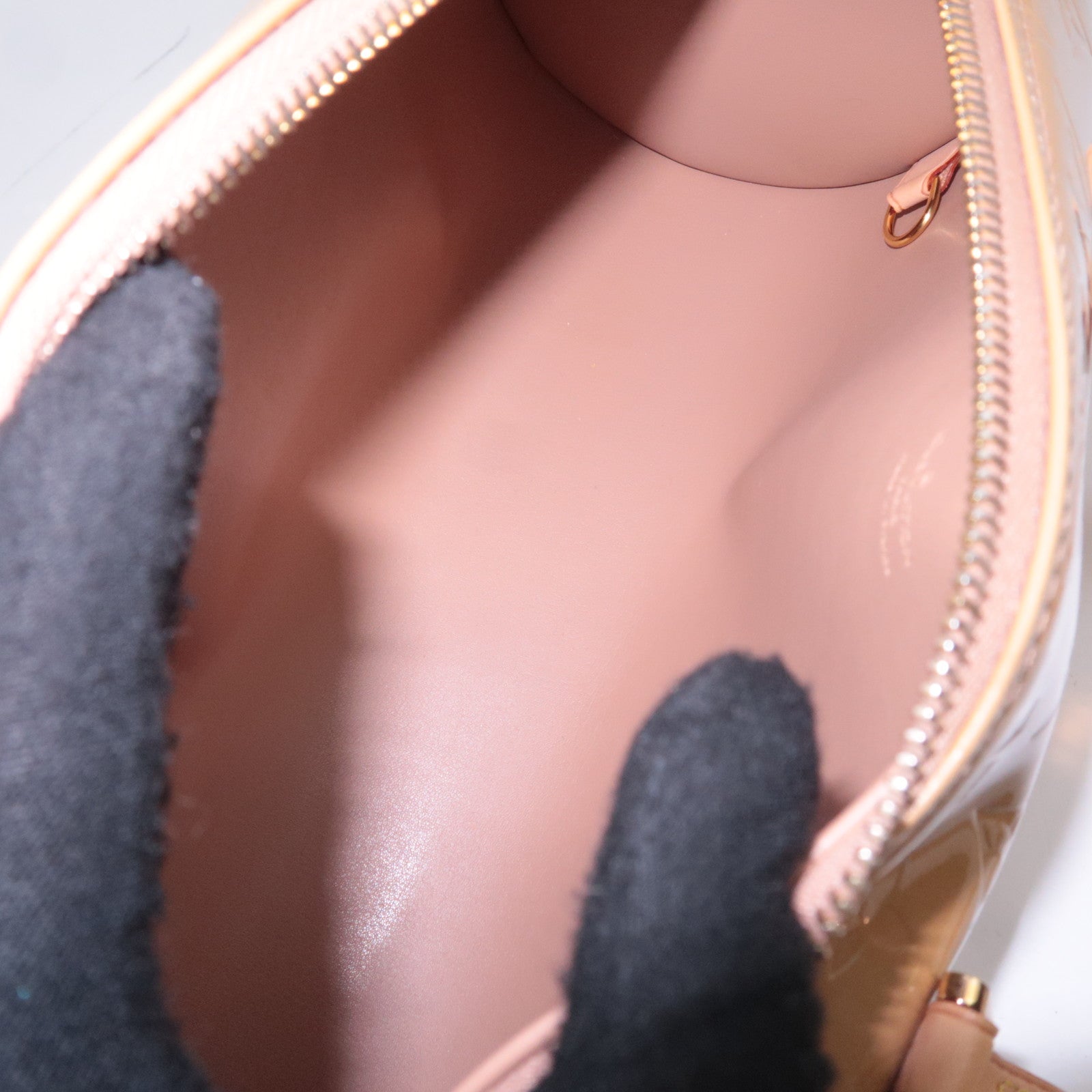 Louis Vuitton Monogram Vernis Bedford Shoulder Bag Noisette M91329