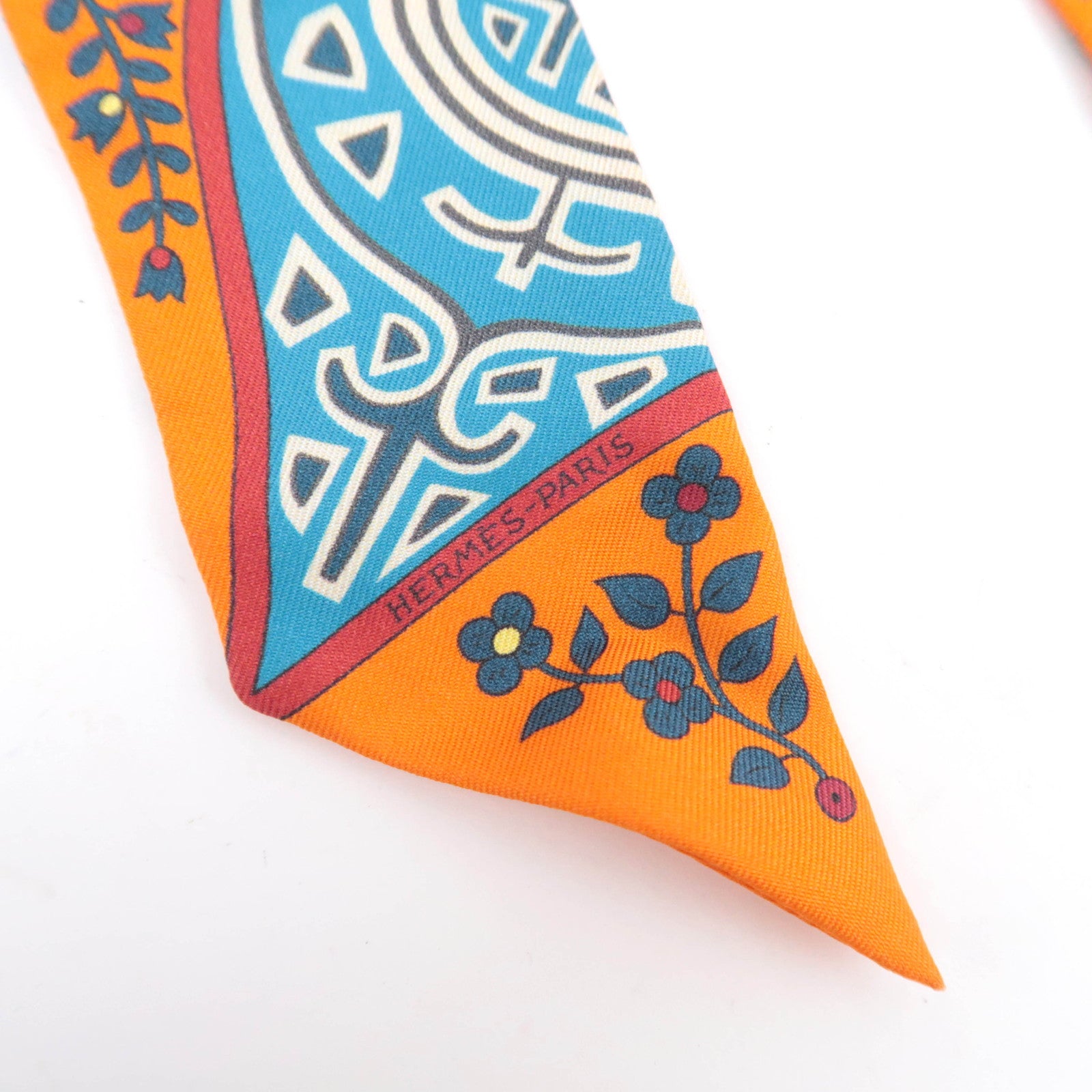 HERMES Twilly Scarf L'ARBRE DE VIE 100% Silk Orange