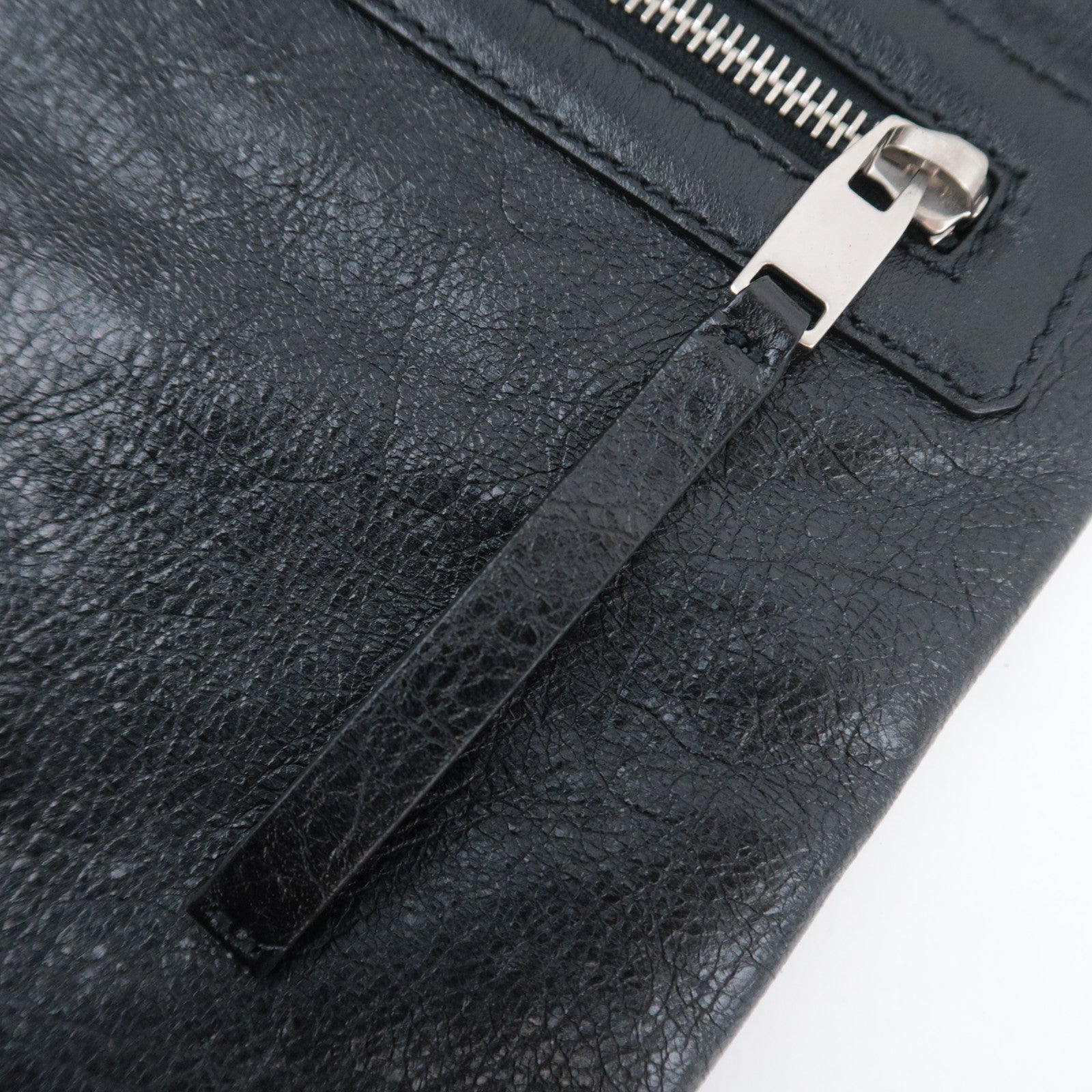 BALENCIAGA Classic Clip L Leather Clutch Bag Black 273023
