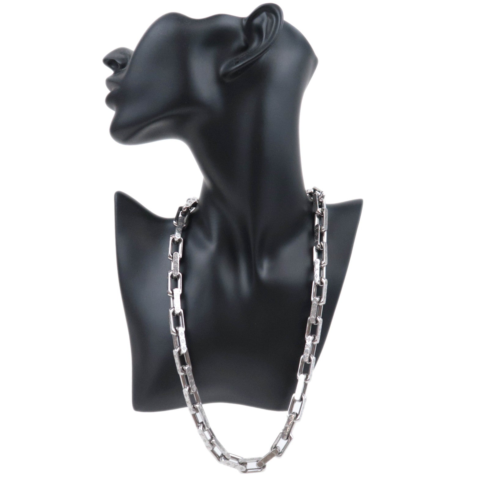 Louis Vuitton Collier Chain Monogram Necklace Silver Color M00307