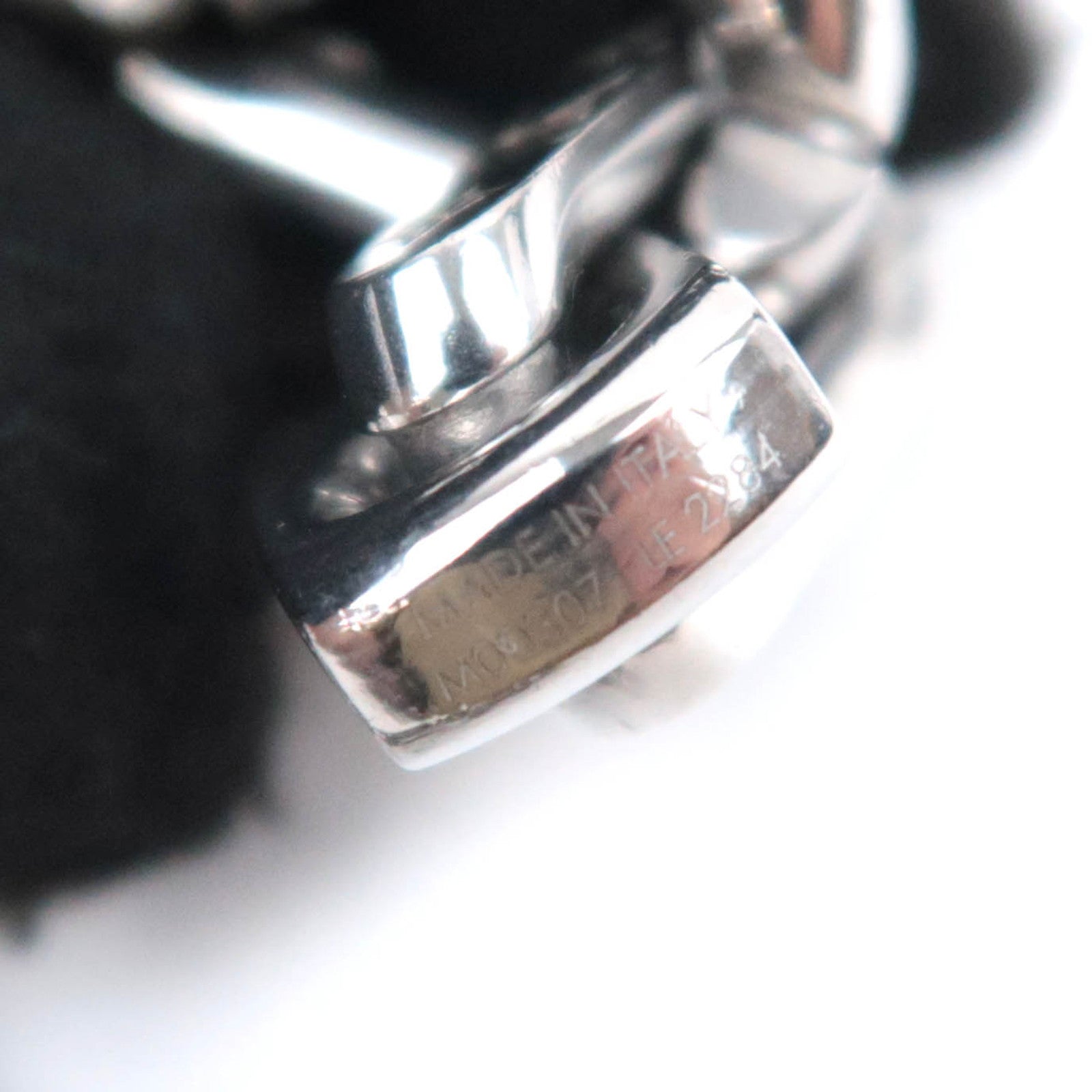 Louis Vuitton Collier Chain Monogram Necklace Silver Color M00307