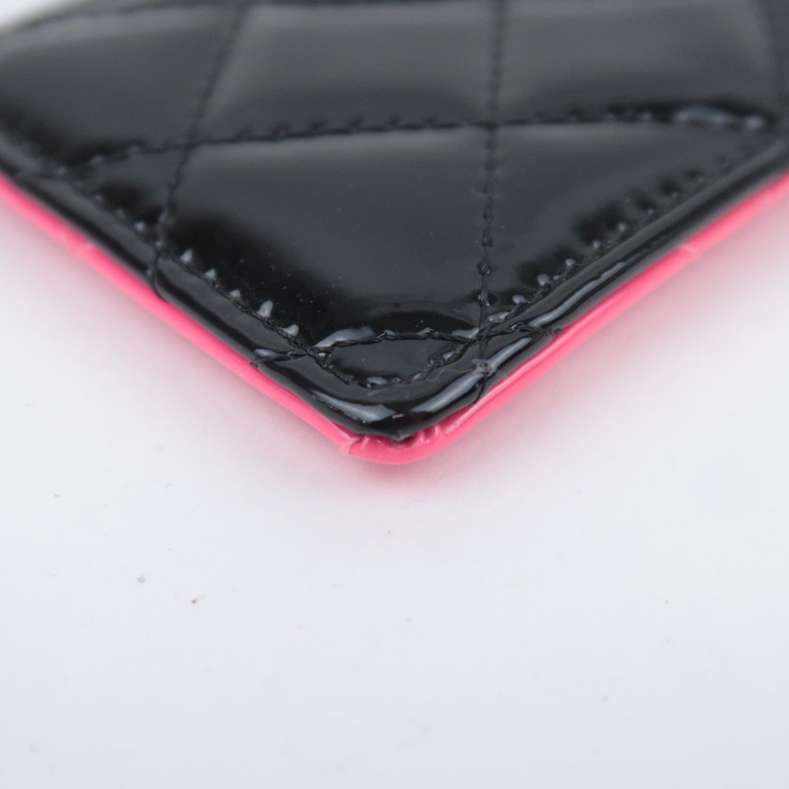 CHANEL Matelasse Patent Leather Chain Pass Case Holder Black Pink Silver HDW