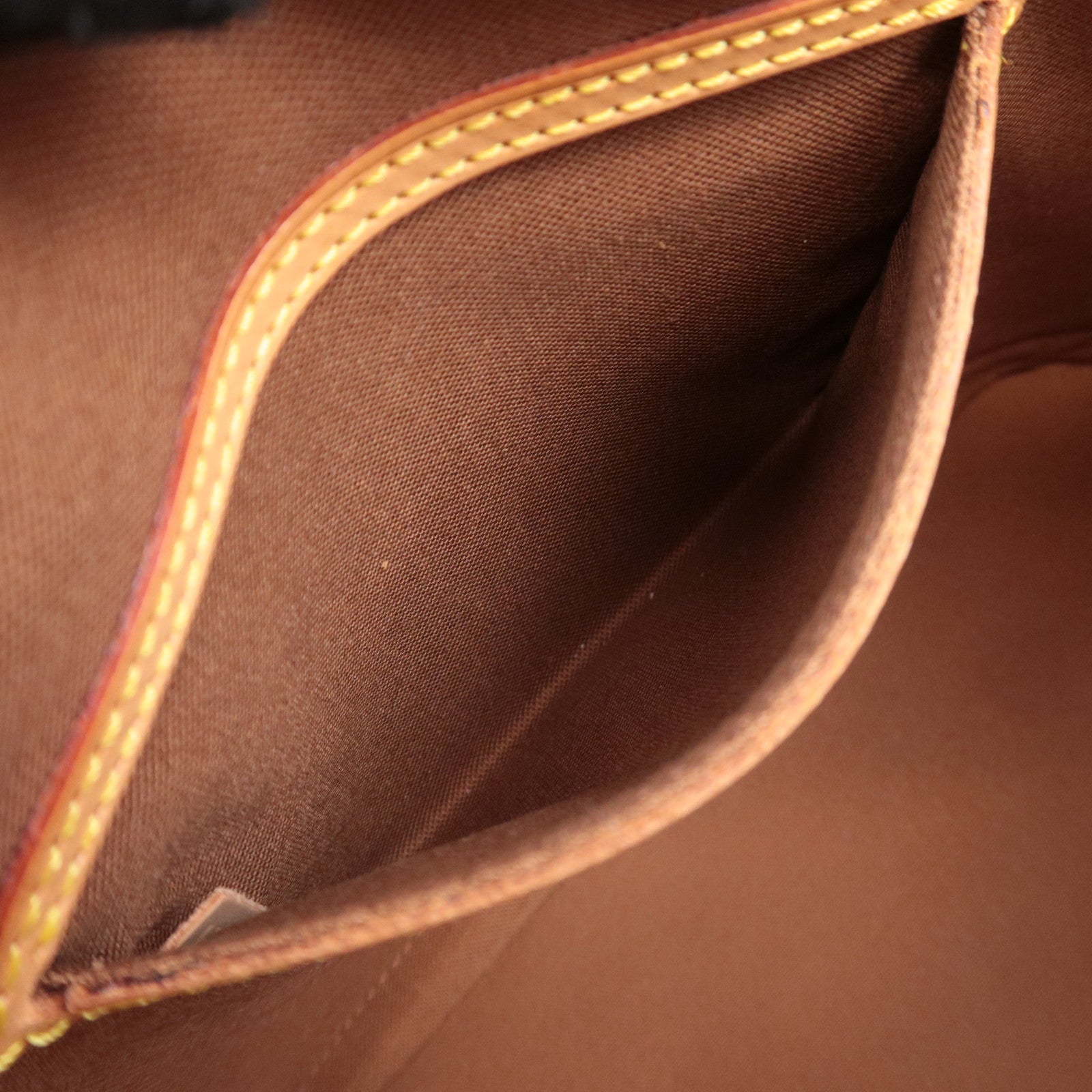 Louis Vuitton Monogram Alma Handbag M51130