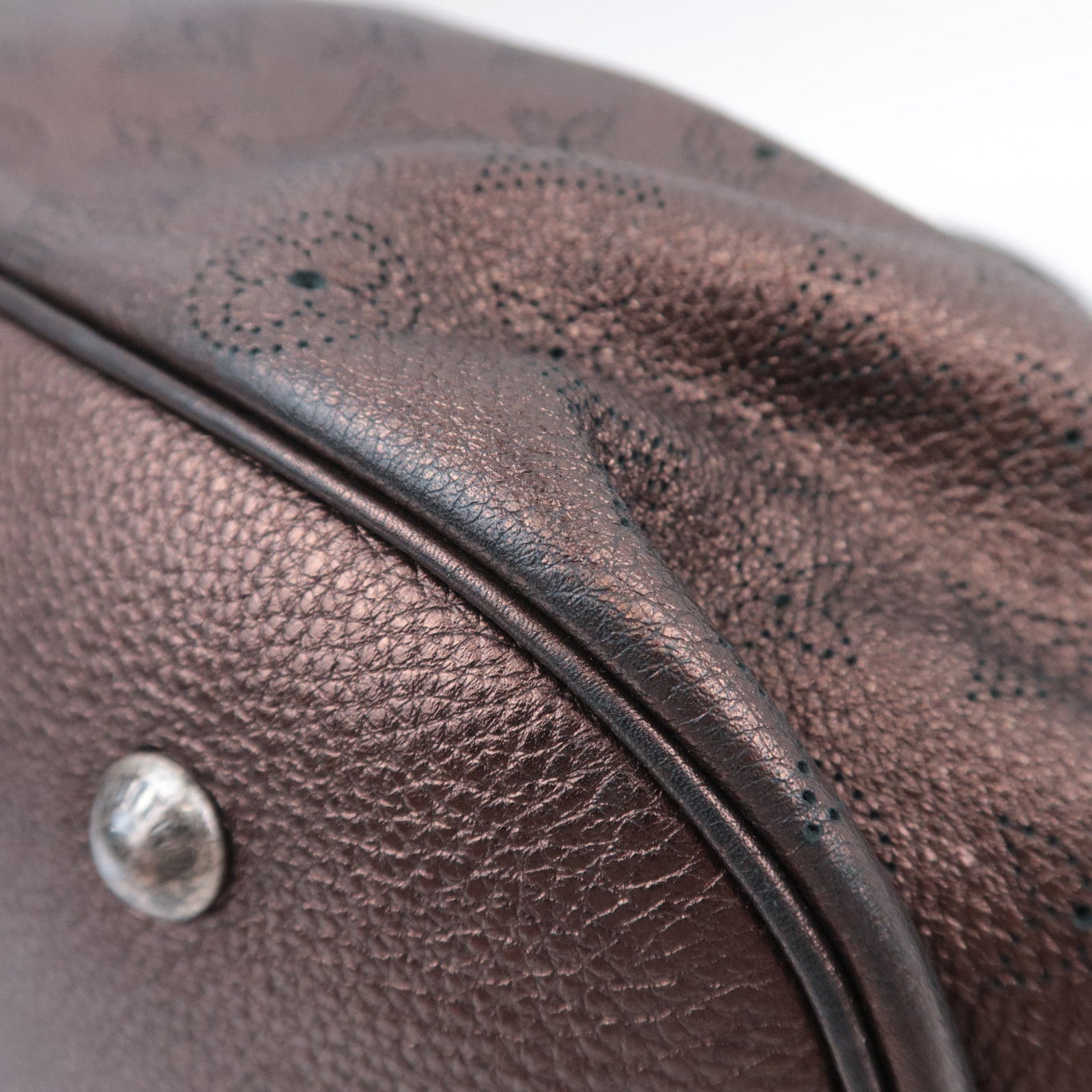 Louis Vuitton Monogram Mahina XL Shoulder Bag Bronze M95714