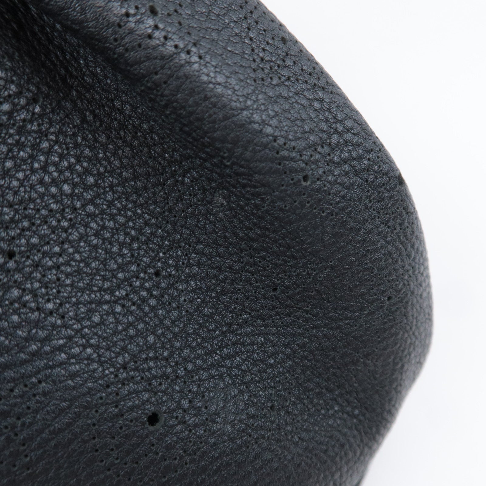 Louis Vuitton Monogram Mahina L Shoulder Bag Noir M95765