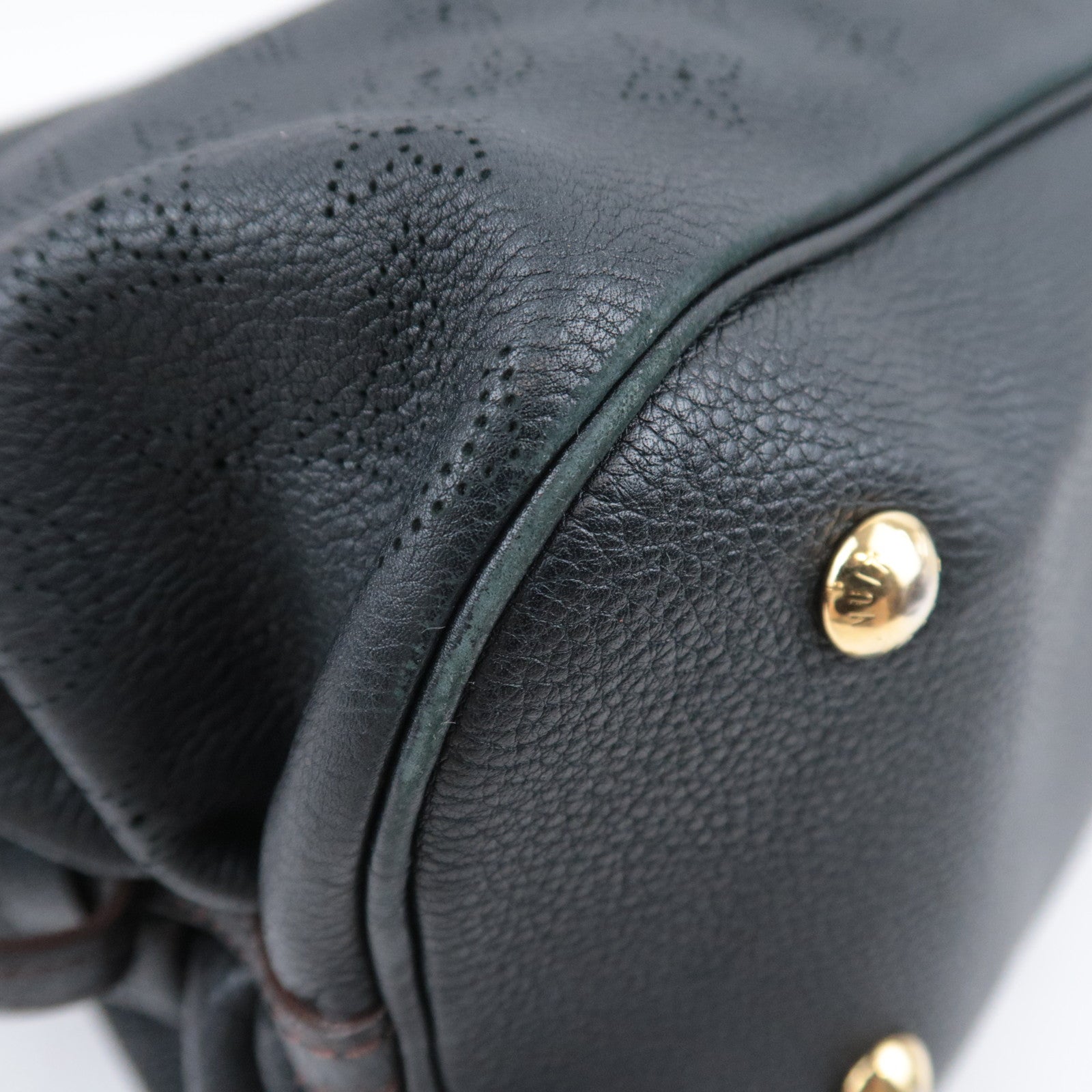 Louis Vuitton Monogram Mahina L Shoulder Bag Noir M95765