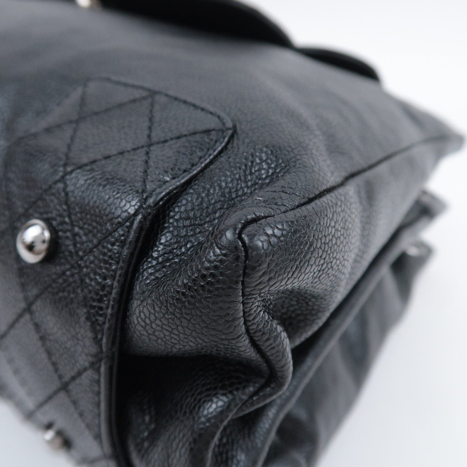 CHANEL Matelasse Chain Tote Bag Caviarskin Black Silver HDW