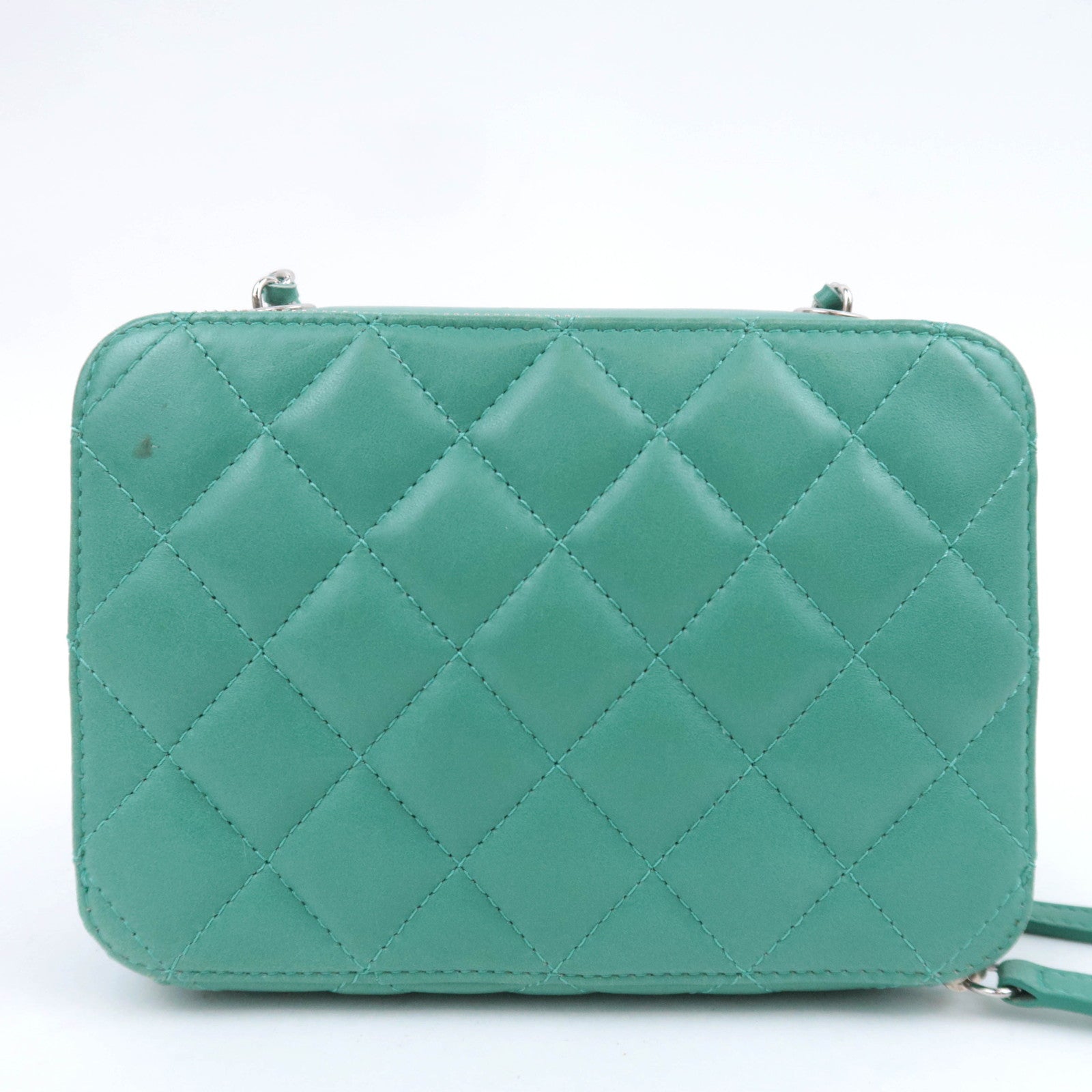 CHANEL Matelasse Chain Shoulder Bag Lambskin Green Silver HDW