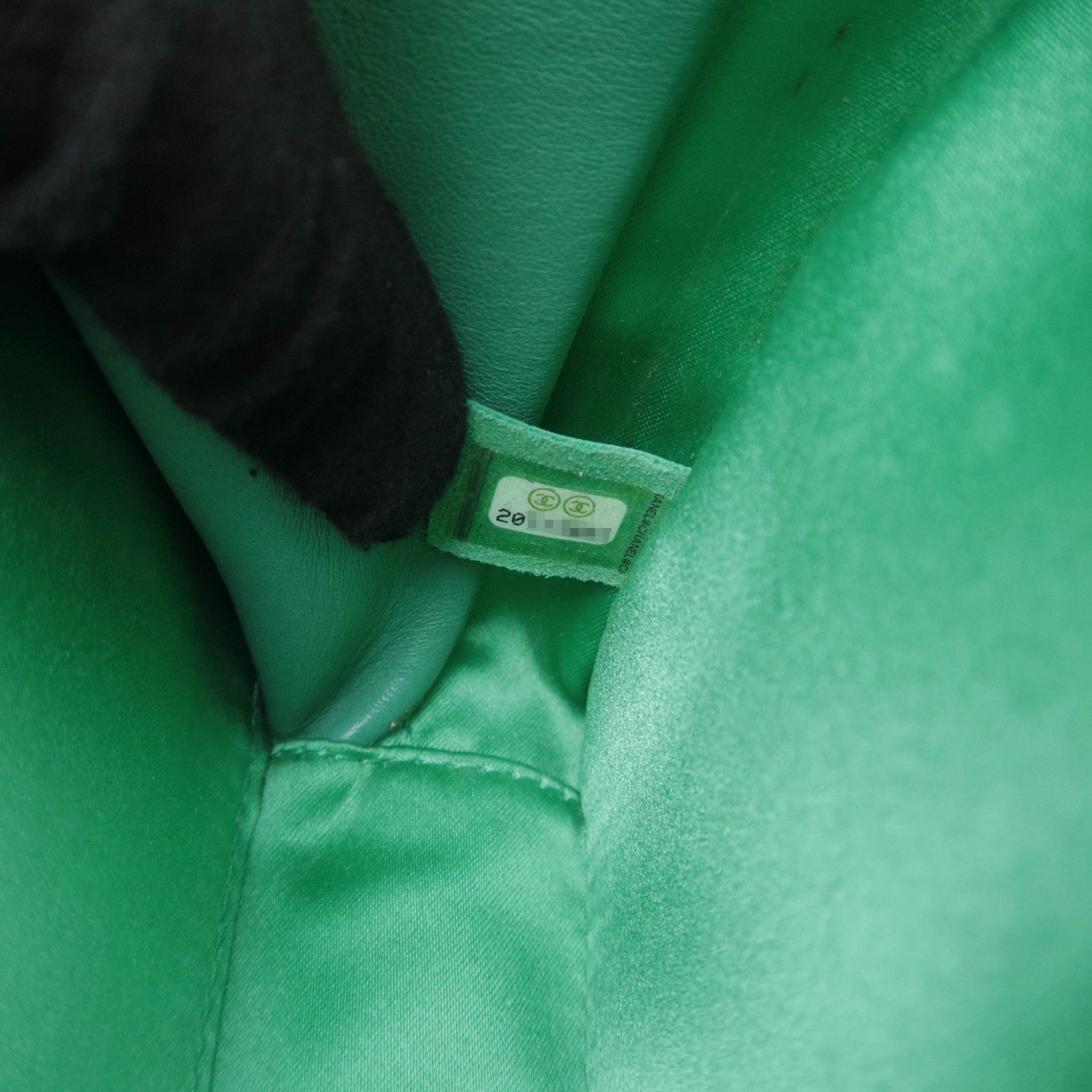CHANEL Matelasse Chain Shoulder Bag Lambskin Green Silver HDW