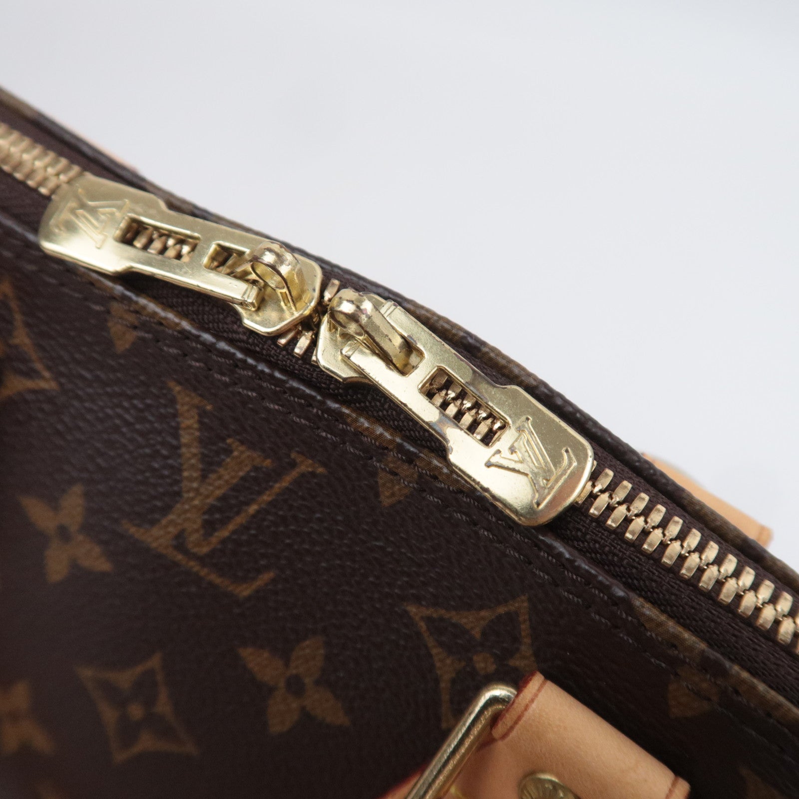 Louis Vuitton Monogram Alma Handbag M51130