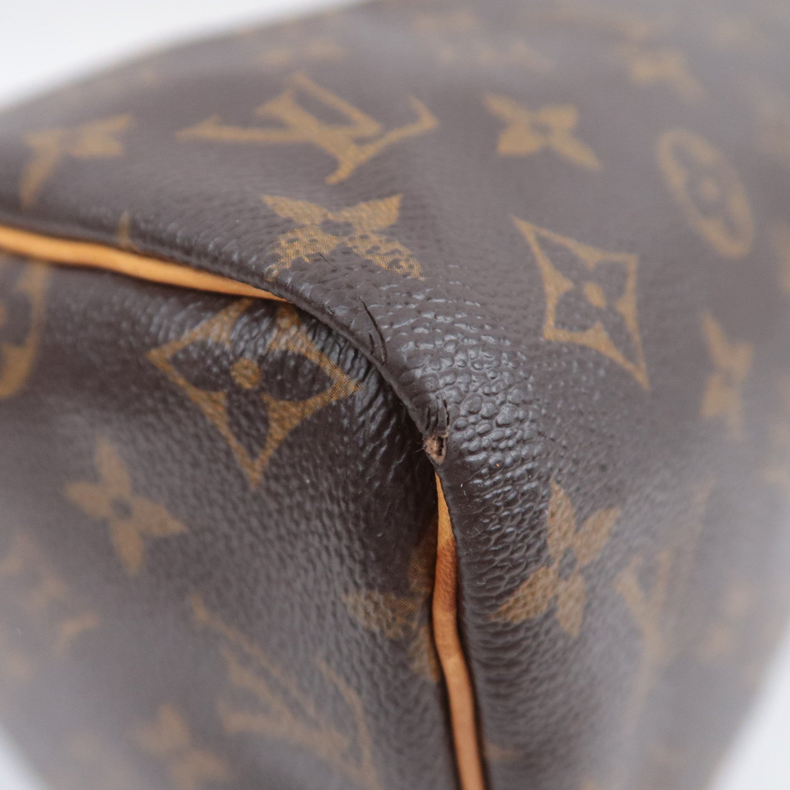 Louis Vuitton Monogram Speedy 30 Handbag M41526