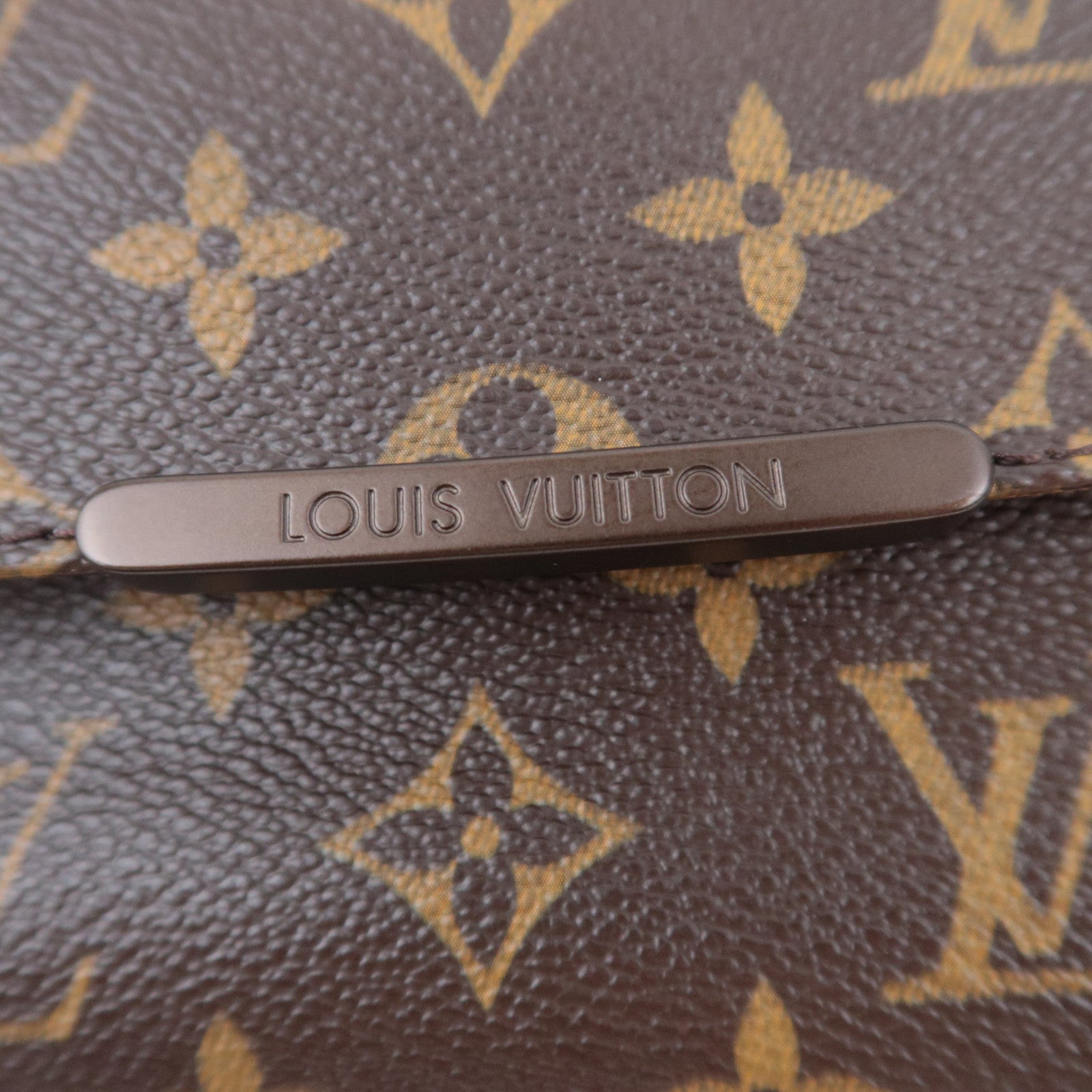Louis Vuitton Monogram Messenger Beaubourg MM Shoulder Bag M97038