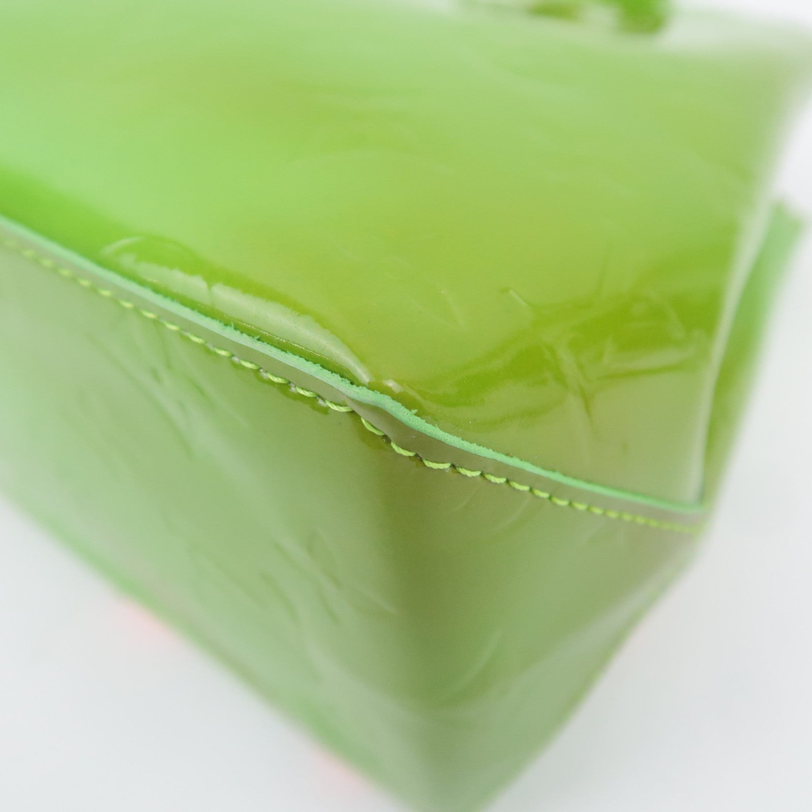 Louis Vuitton Monogram Vernis Fluo Reade PM Robert Wilson 2002 Christmas Exclusive Vert M91904