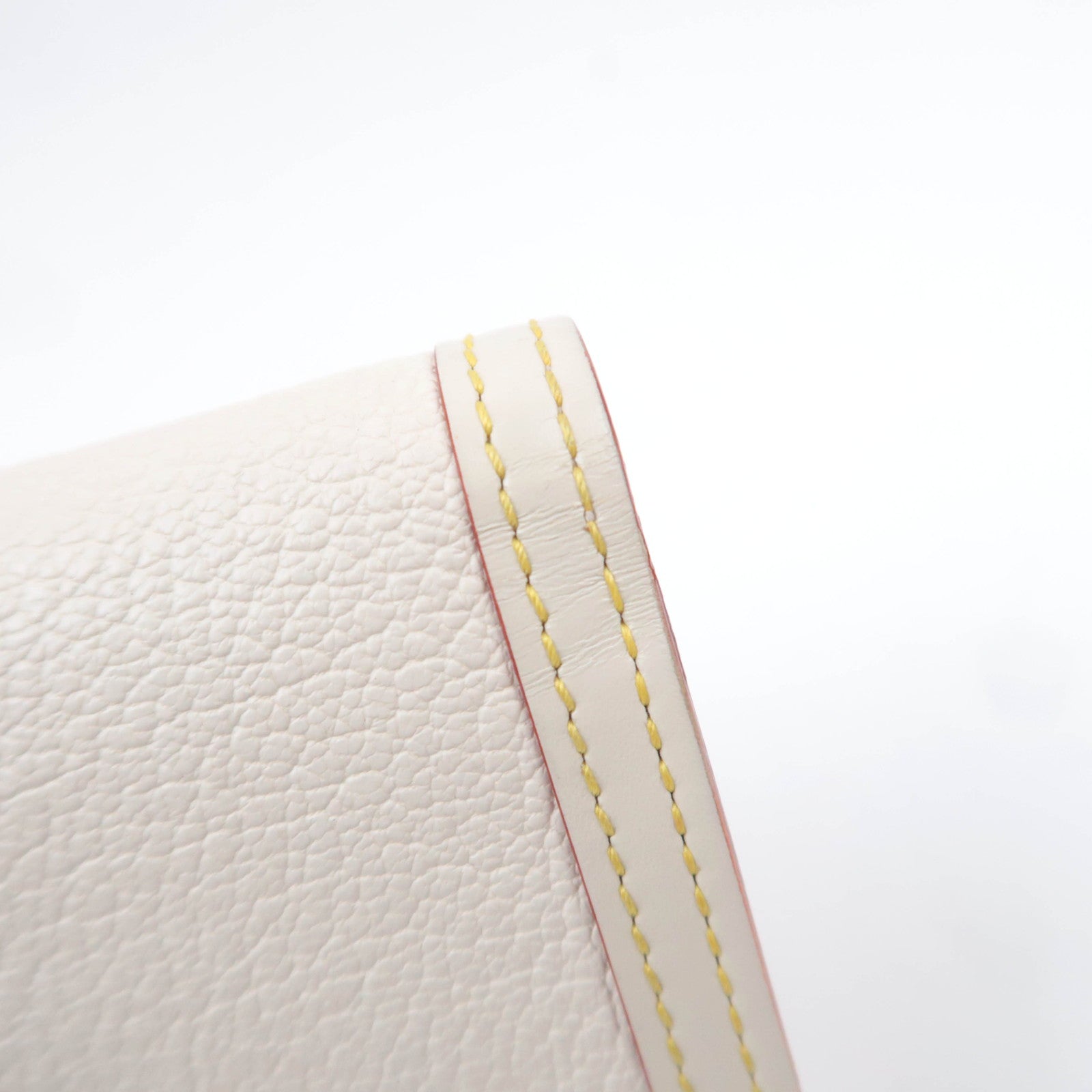 Louis Vuitton Suhali Porte Tresor International Long Wallet Blanc M91839