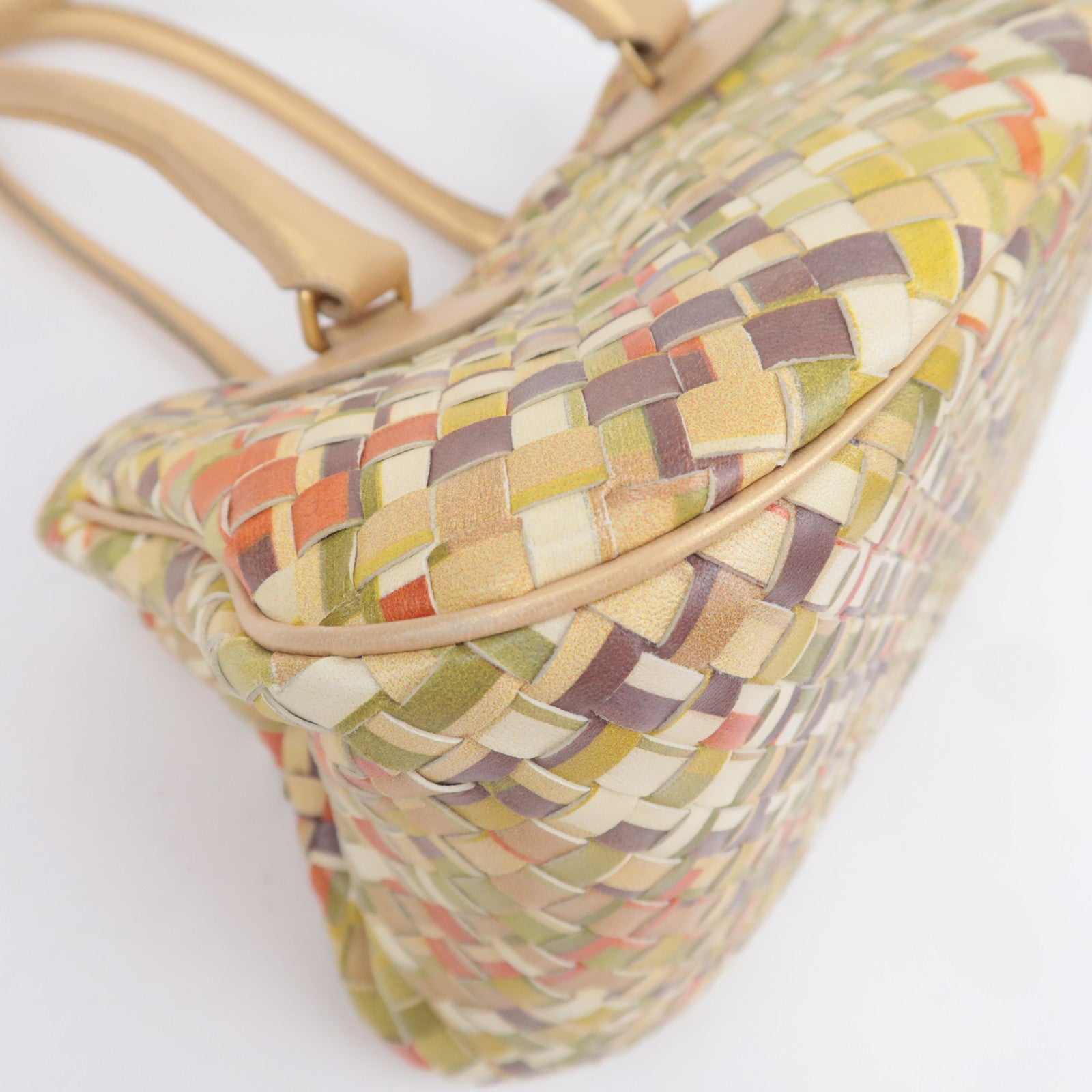 BOTTEGA VENETA Intrecciato Leather Handbag 142484