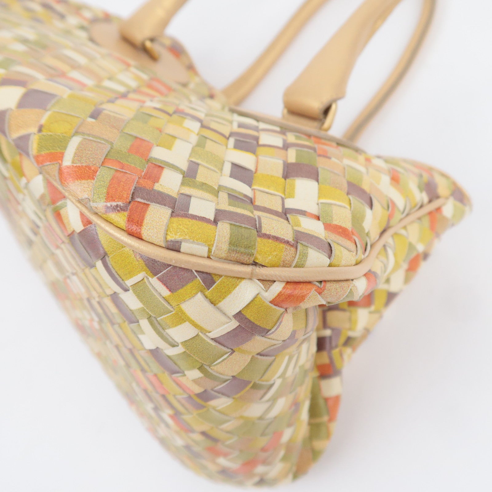 BOTTEGA VENETA Intrecciato Leather Handbag 142484