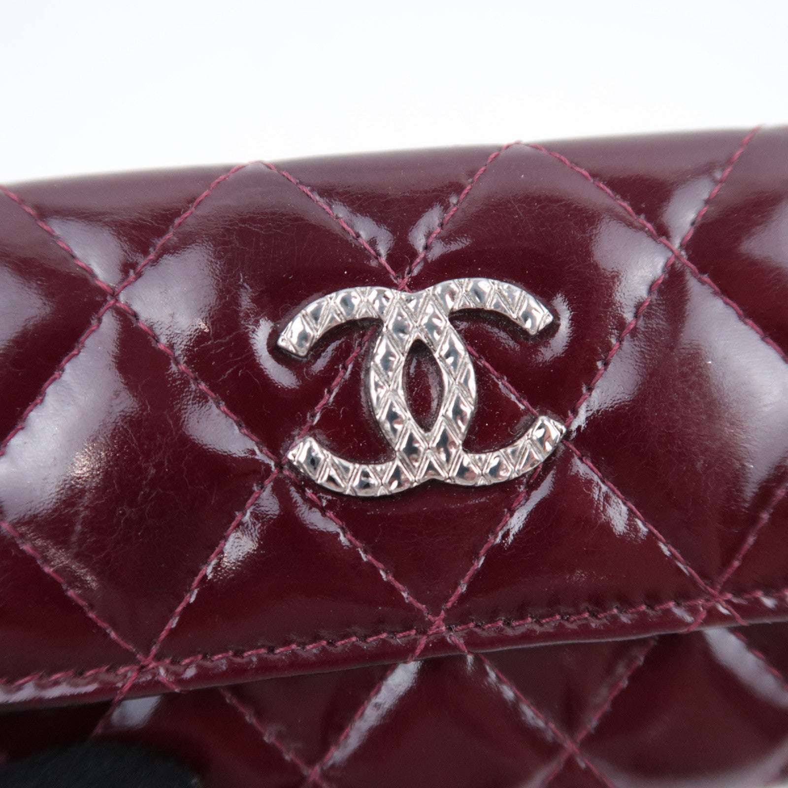 CHANEL Coco Mark Brilliant Matelasse Patent Coin Case Burgundy