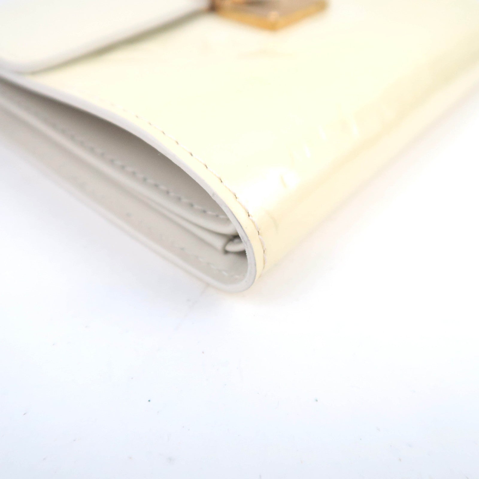 Louis Vuitton Monogram Vernis Portefeuille Koala Wallet Perle M91420