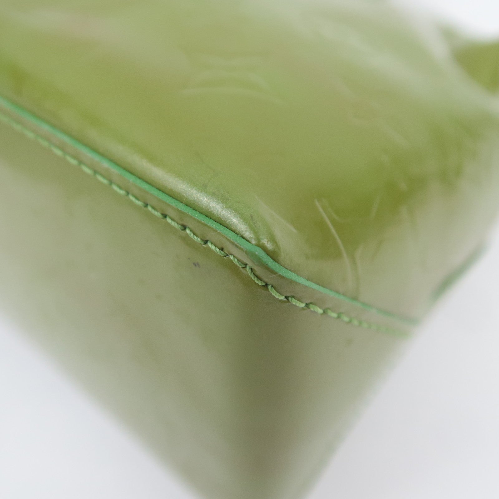Louis Vuitton Monogram Vernis Wilshire PM Handbag Vert Tonic M93645