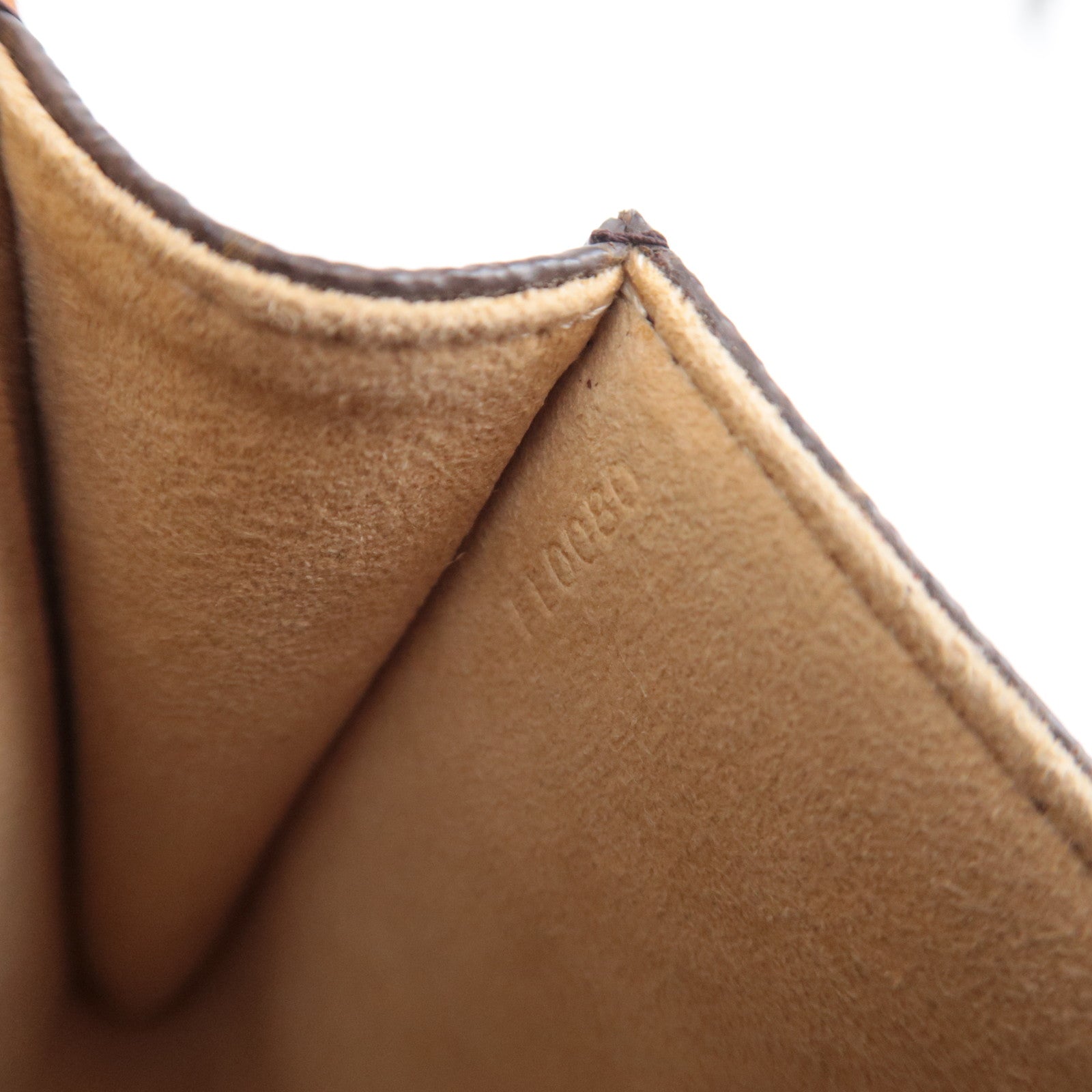 Louis Vuitton Monogram Pochette Twin GM Shoulder Bag M51852