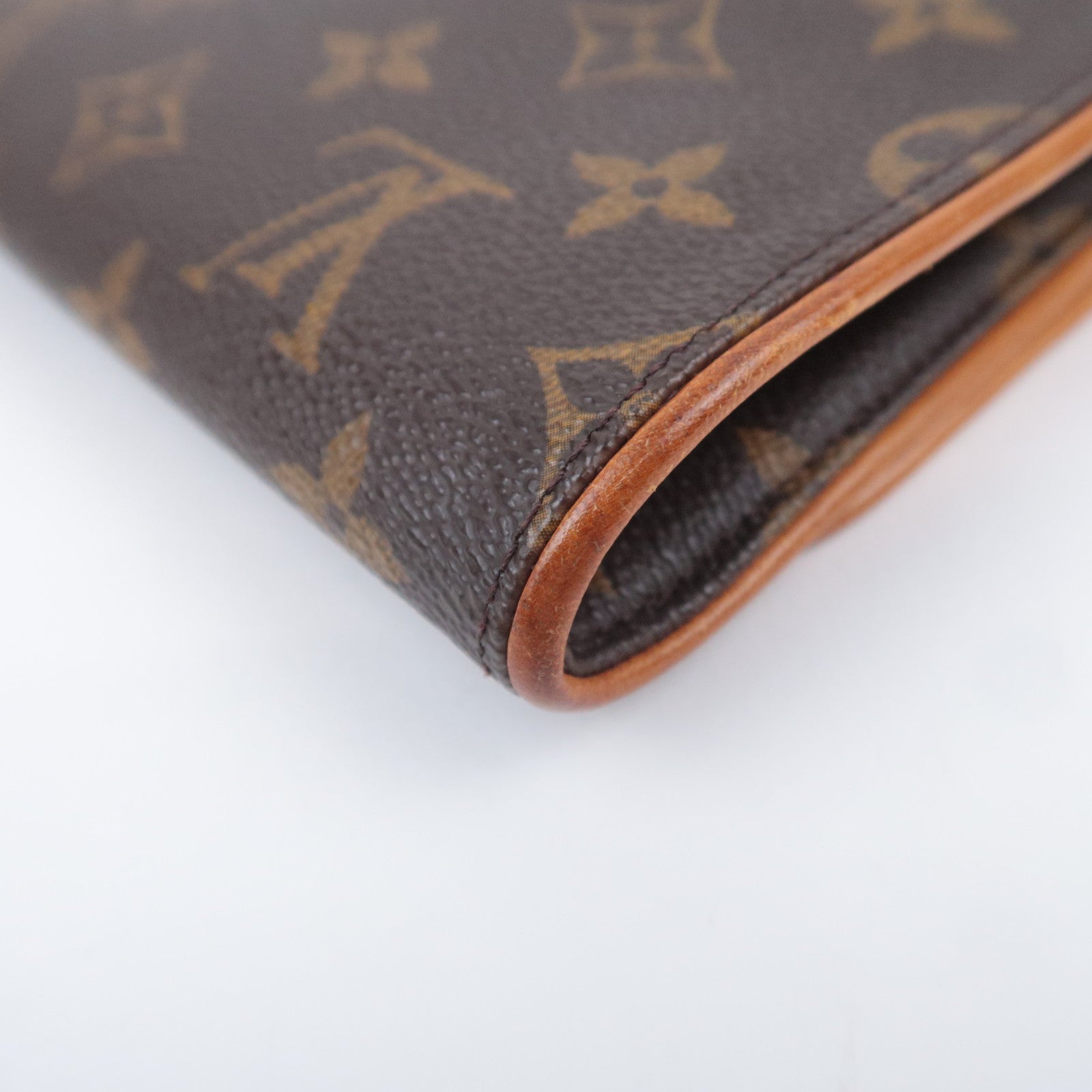 Louis Vuitton Monogram Pochette Twin GM Shoulder Bag M51852