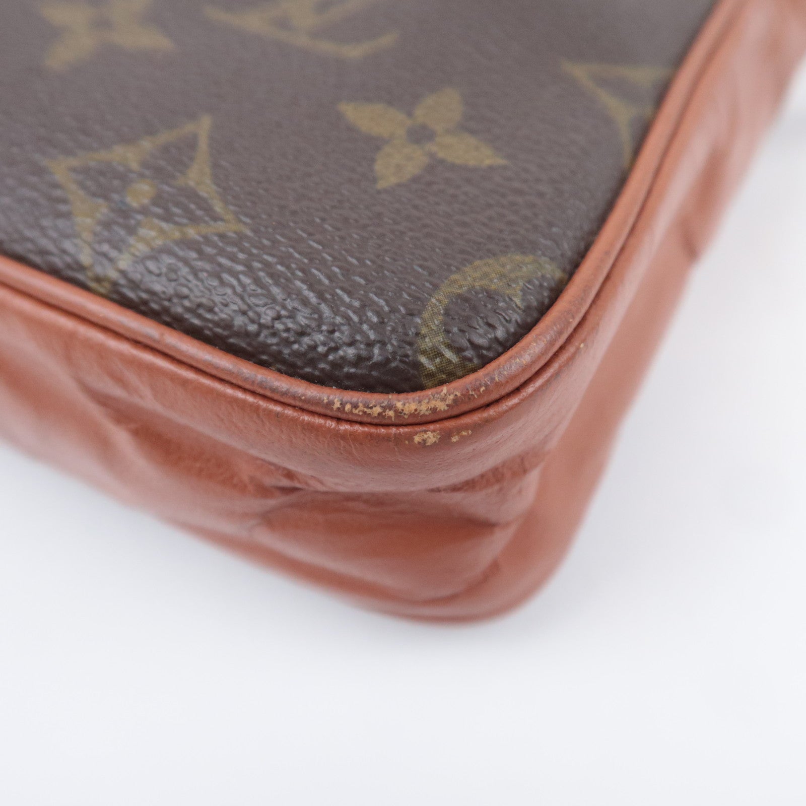 Louis Vuitton Monogram Vintage Shoulder Bag