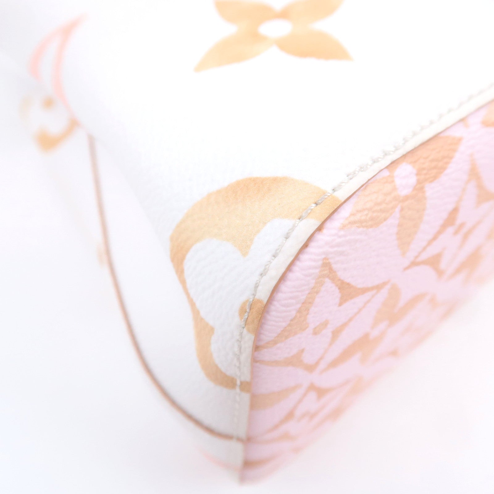 Louis Vuitton Monogram Giant By The Pool Neo Noe BB M22985
