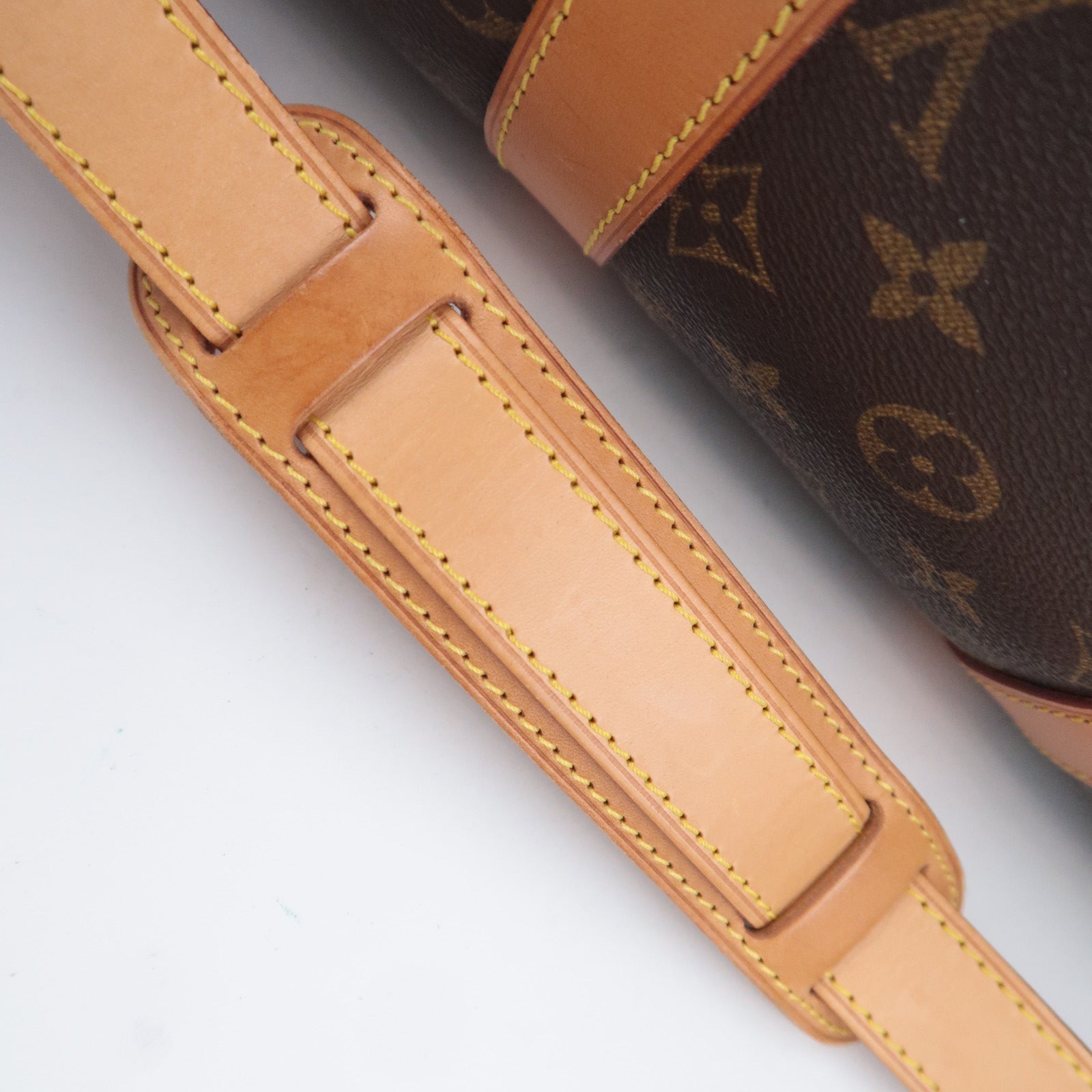Louis Vuitton Monogram Keepall Bandouliere 45 Travel Bag M41418