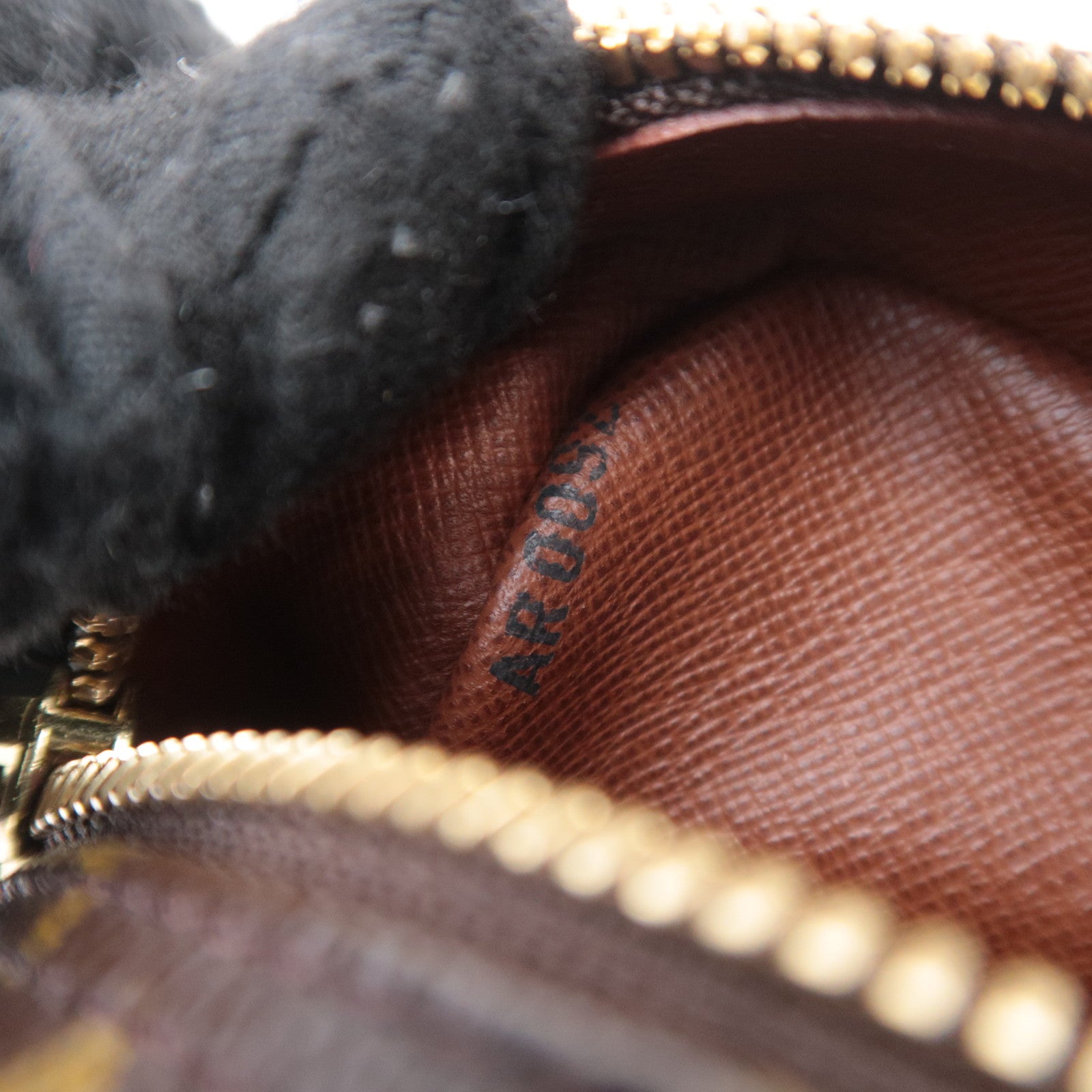 Louis Vuitton Monogram Nile Shoulder Bag M45244