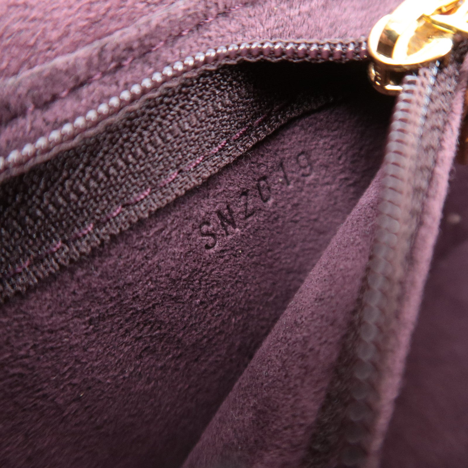 Louis Vuitton Monogram Vernis Jewelry Case Vanity Bag Amarante M91272