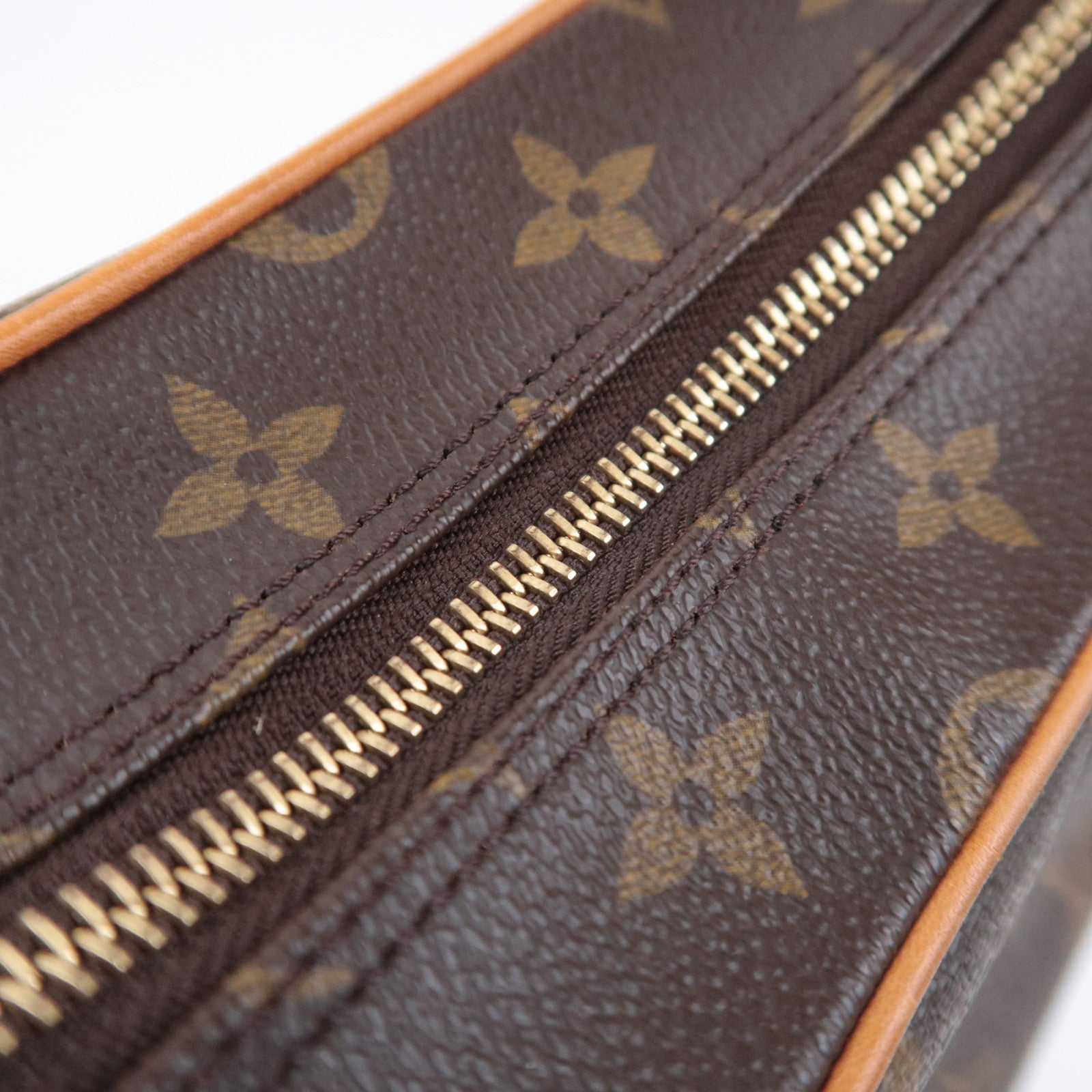 Louis Vuitton Monogram Croissant GM Shoulder Bag M51511