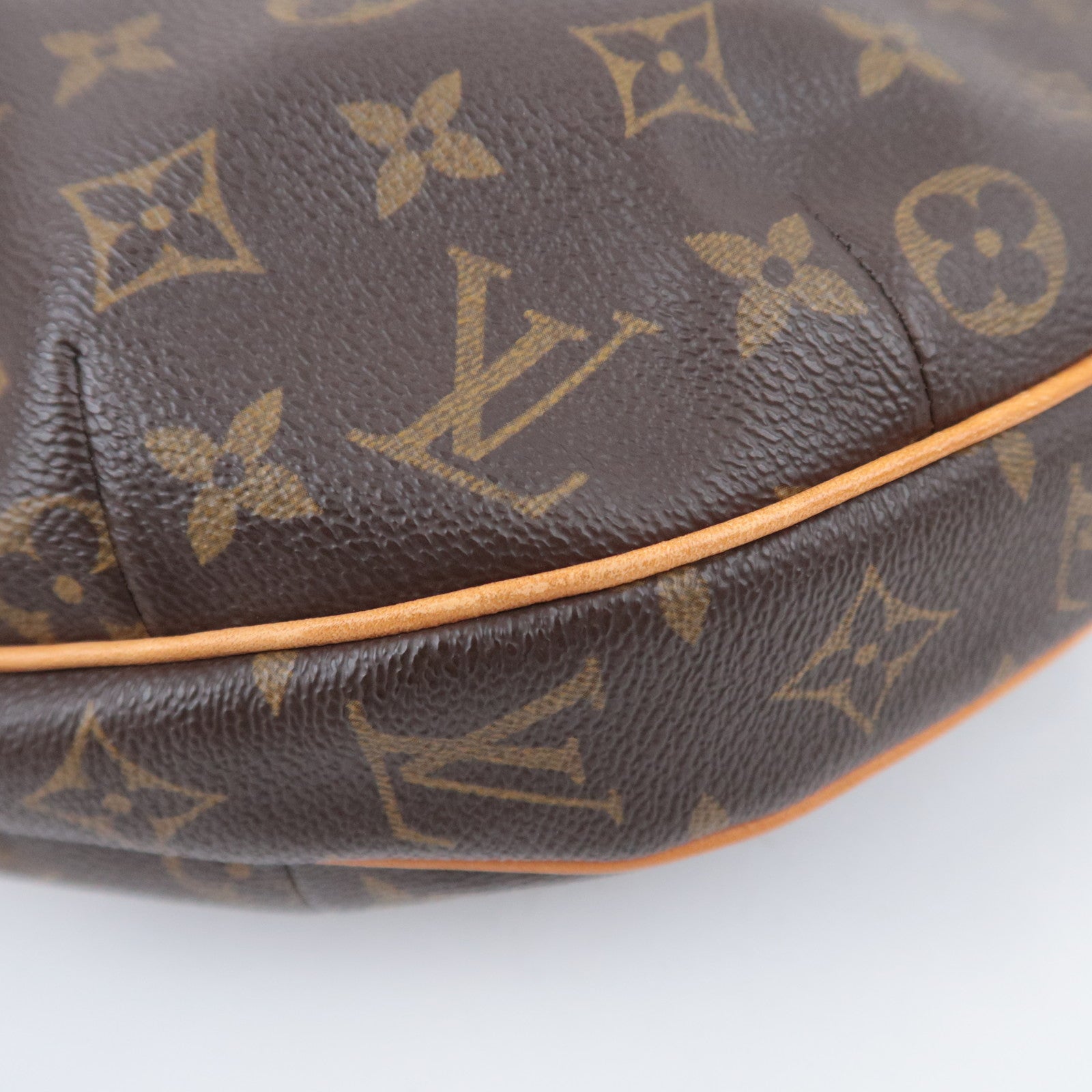 Louis Vuitton Monogram Croissant GM Shoulder Bag M51511
