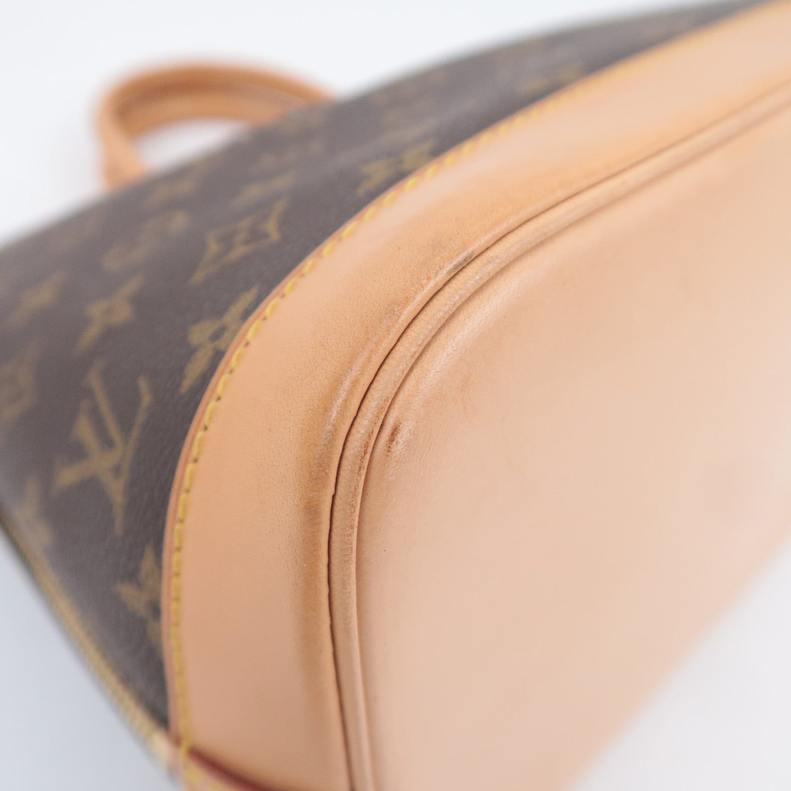 Louis Vuitton Monogram Alma Handbag M51130